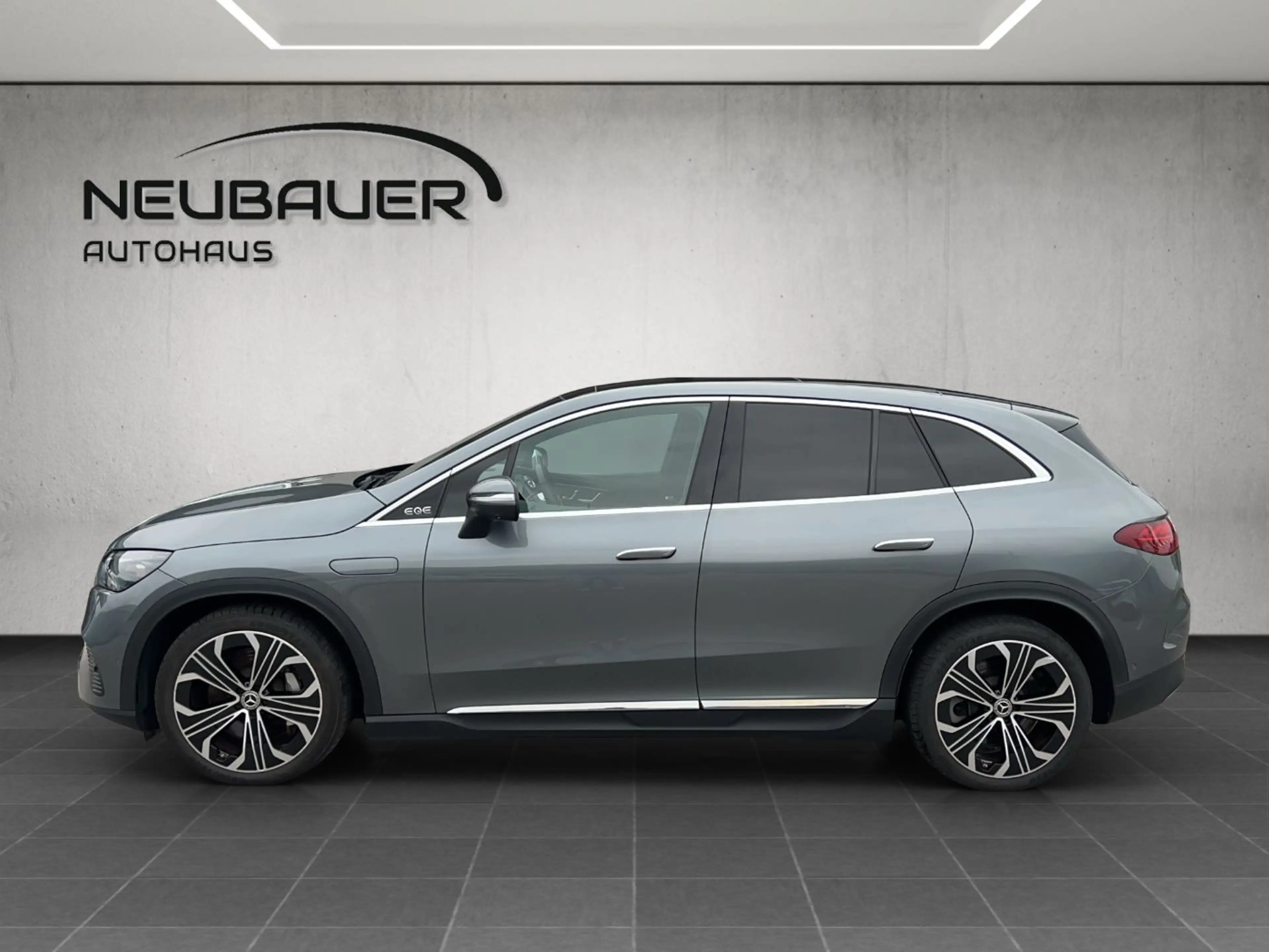 Mercedes-Benz EQE SUV EQE 350 4MATIC SUV FAP Klima Burm Ambi eHeck Shz — photo 4