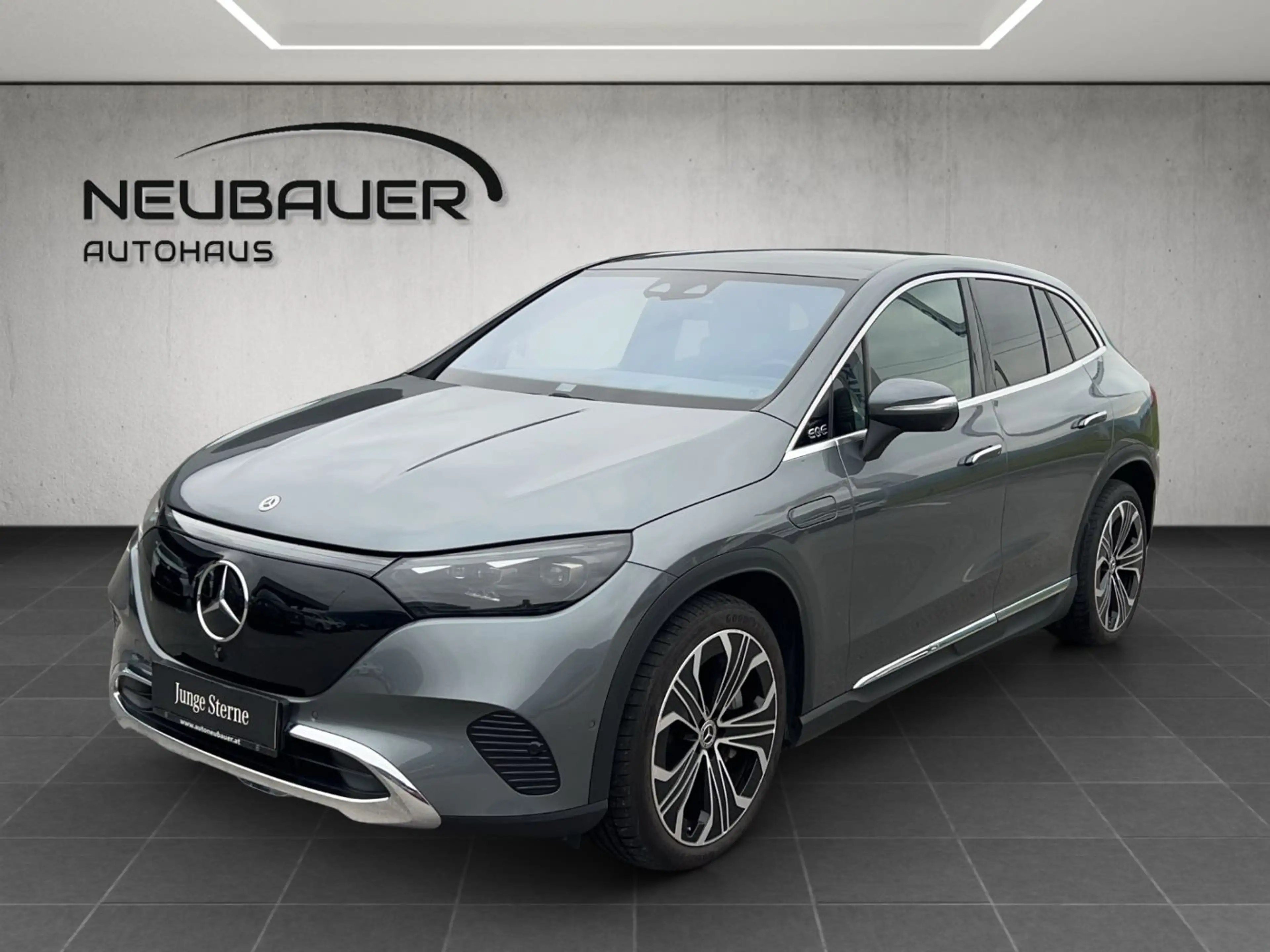 Mercedes-Benz EQE SUV EQE 350 4MATIC SUV FAP Klima Burm Ambi eHeck Shz — photo 3