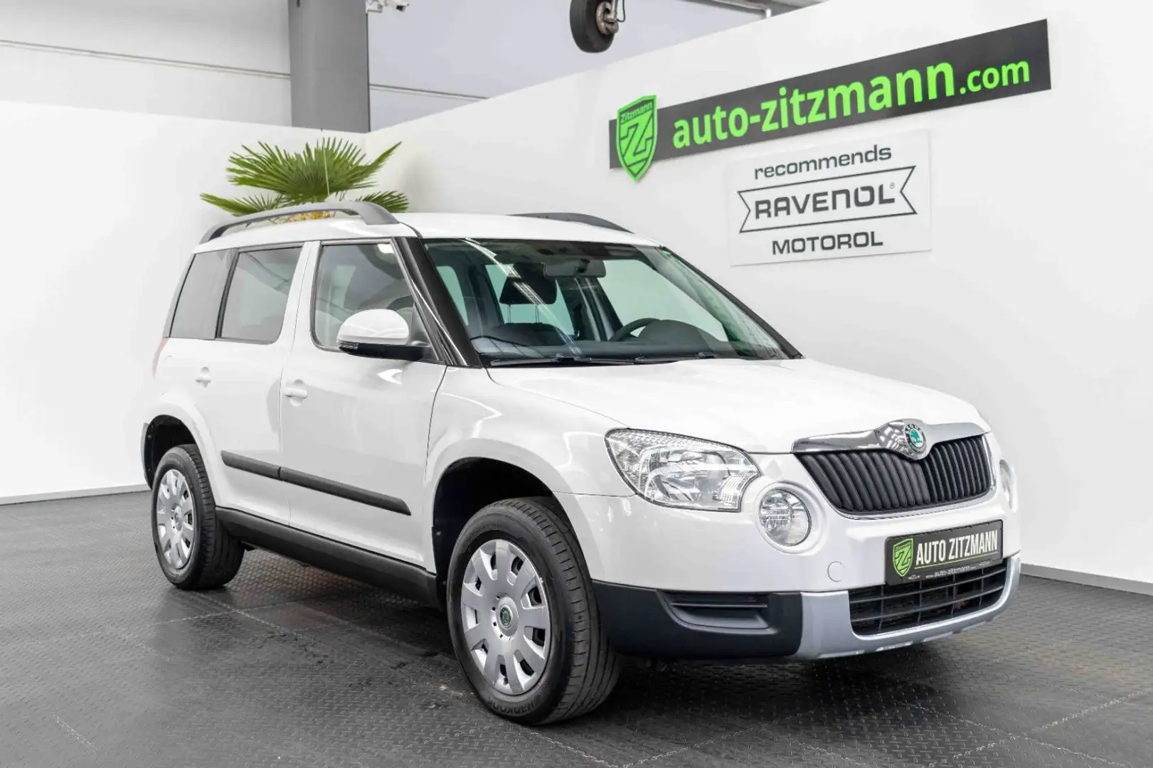 Skoda Yeti 2.0 TDI/ALLRAD 4x4/AHK/KLIMA/SITZHEIZUNG Weiß - 1