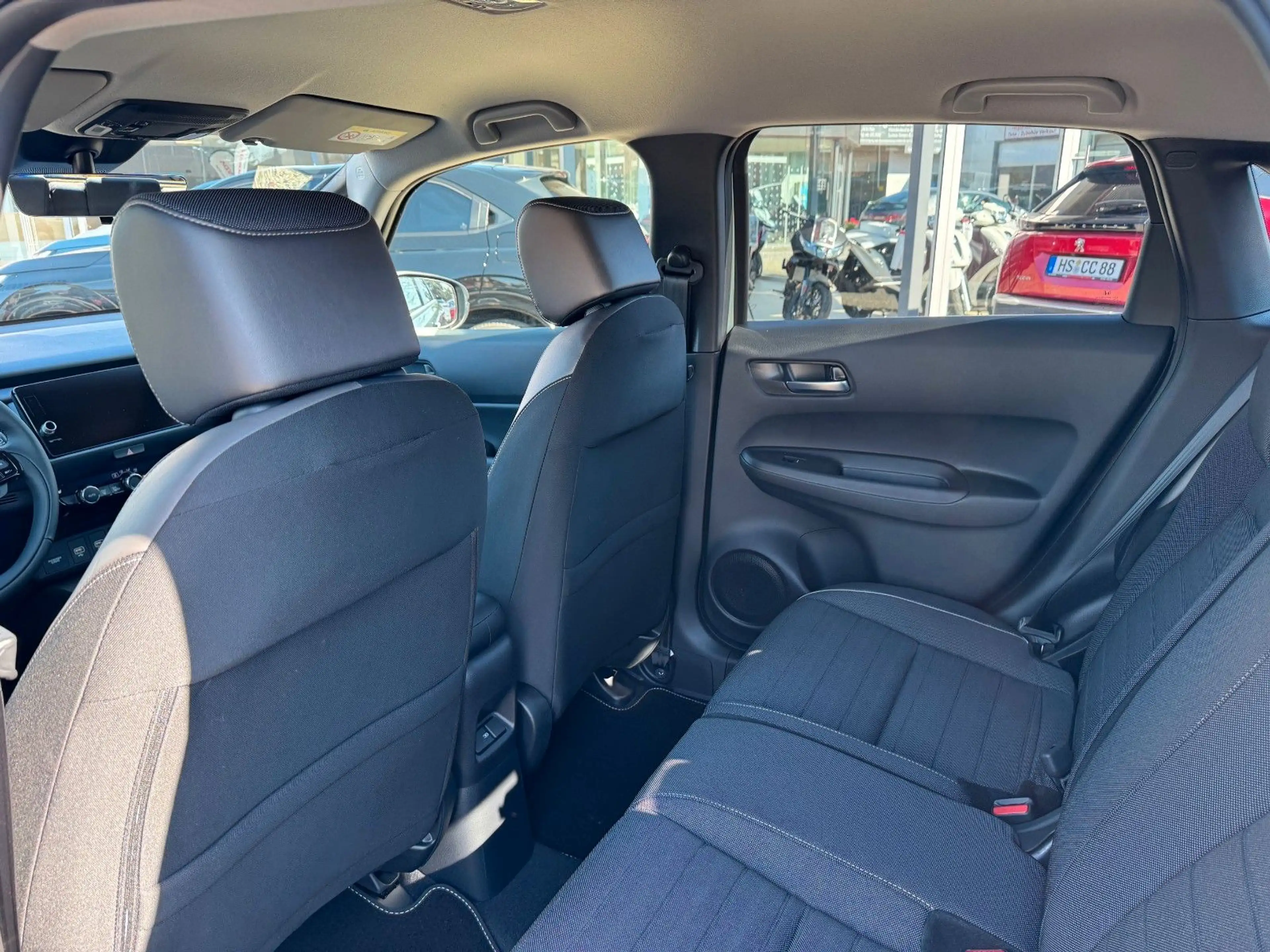 Honda Jazz Crosstar 1.5 i-MMD Hybrid Advance MY26 — photo 10