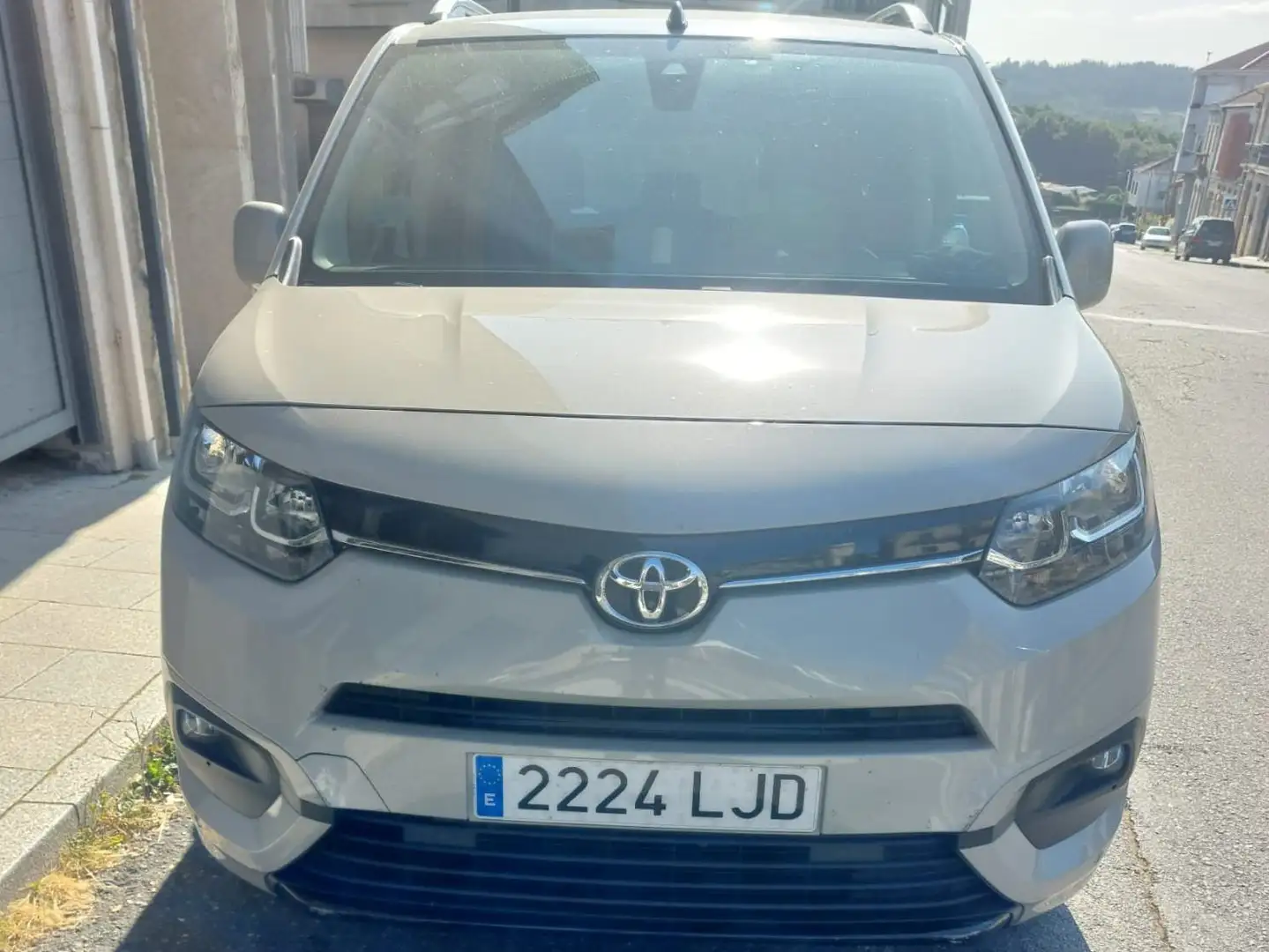 Toyota Proace City Proace City Van Larga 1.5D GX 130 GX Plateado - 1