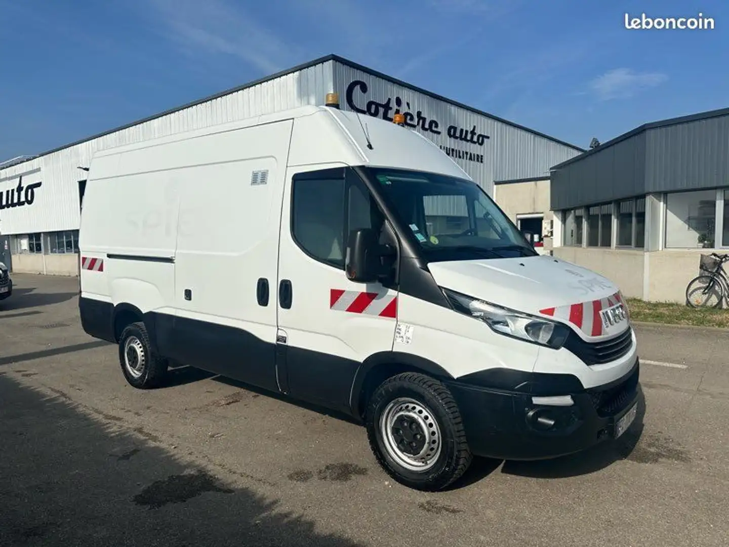 Iveco Daily 13490 ht fourgon l2h2 35s14 BVA - 1