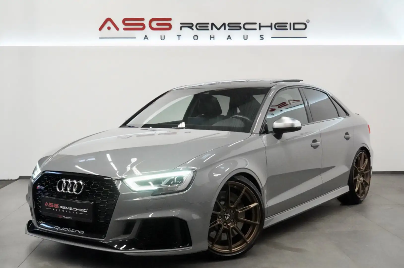 Audi RS3 Limousine q. *2.HD*19*Pano*Virtual*B&O*MMI+ Grau - 1