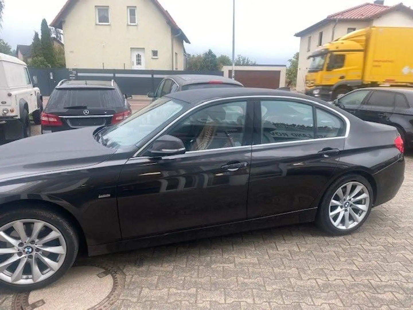 BMW 320 Baureihe 3 Lim. 320 d Luxury Line Braun - 2