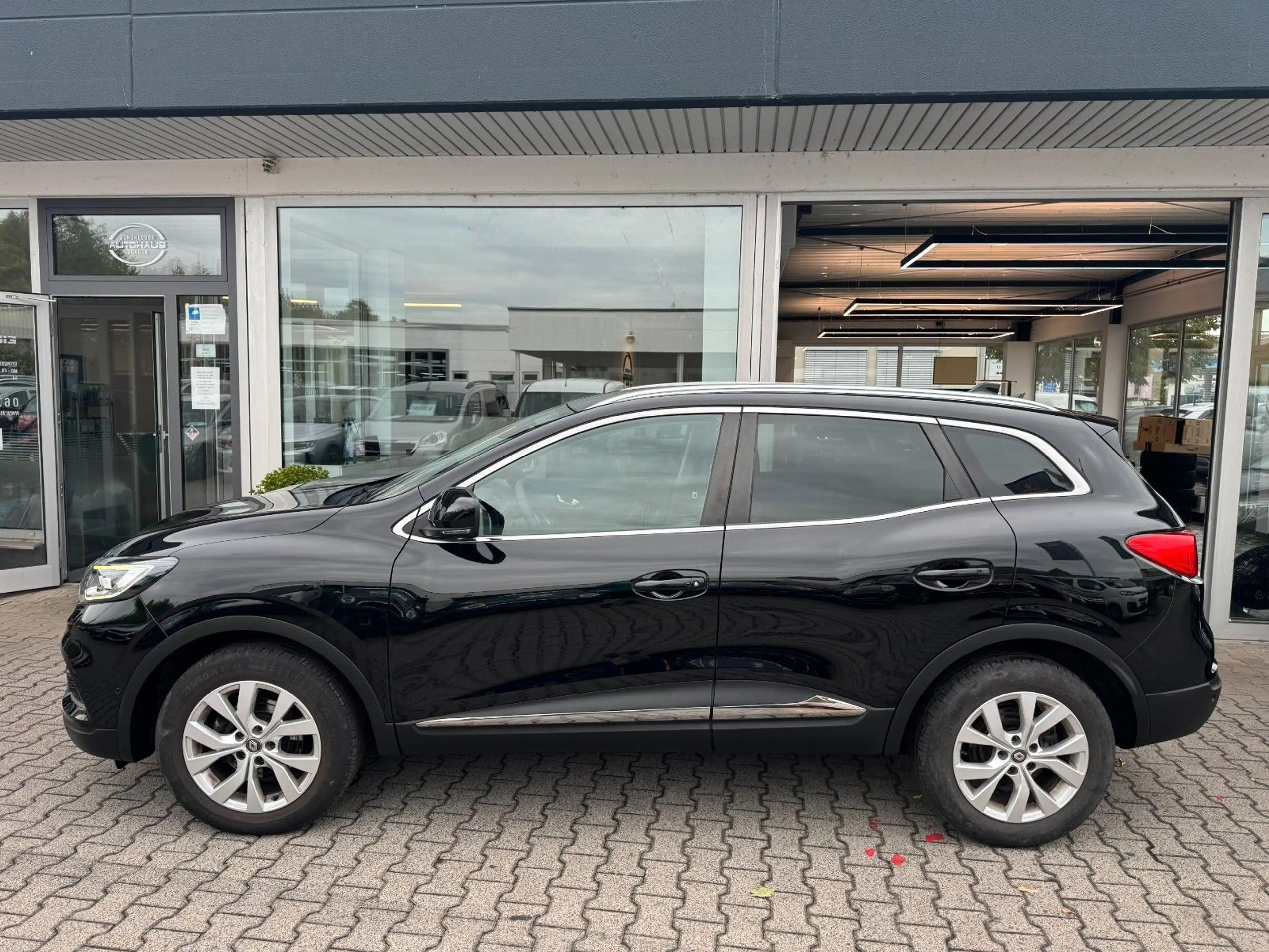 Renault Kadjar Business Edition *TÜV NEU*RÜCKFAHRKAMERA* — photo 3