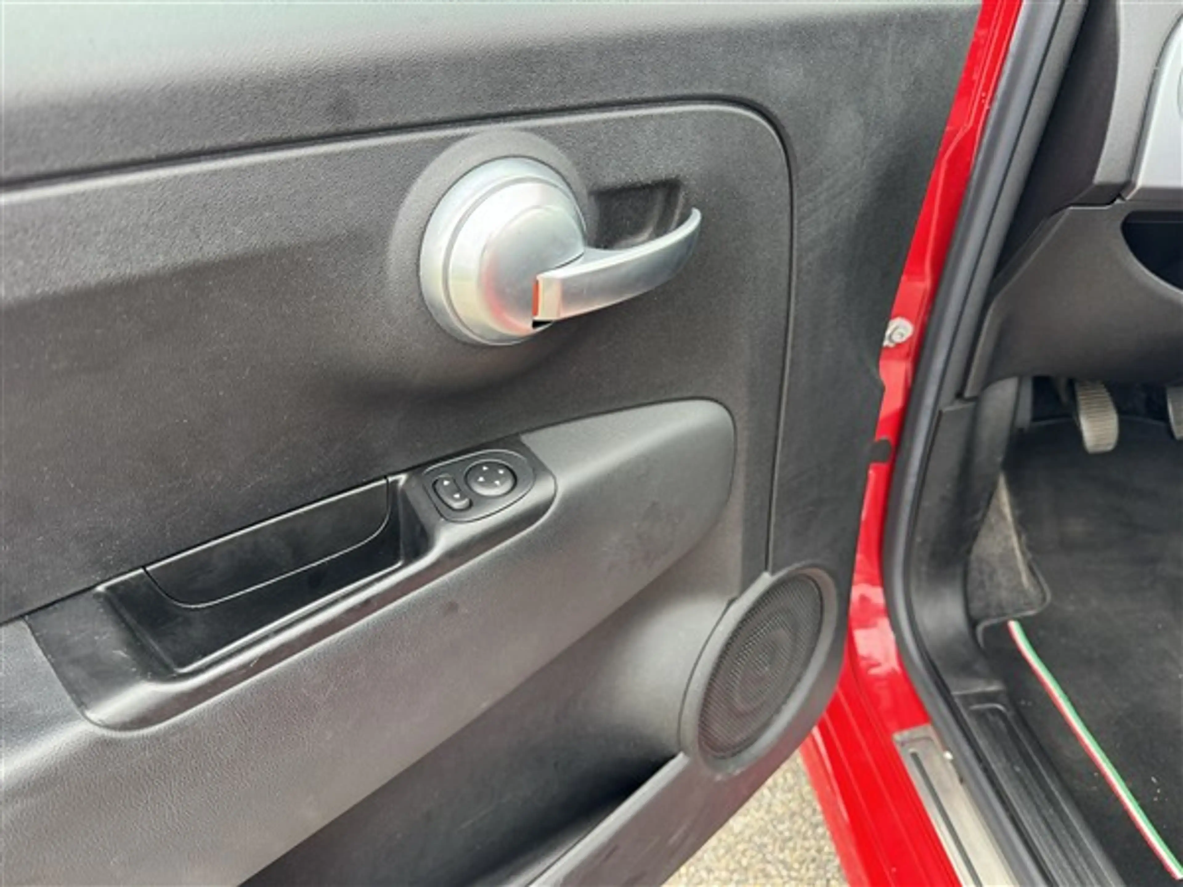 Fiat 500C 0.9 TwinAir Lounge AIRCO.LMV.PDC.ELEC KAP — photo 11
