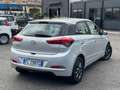 Hyundai i20 5p 1.2 Comfort 84cv Grijs - thumbnail 3