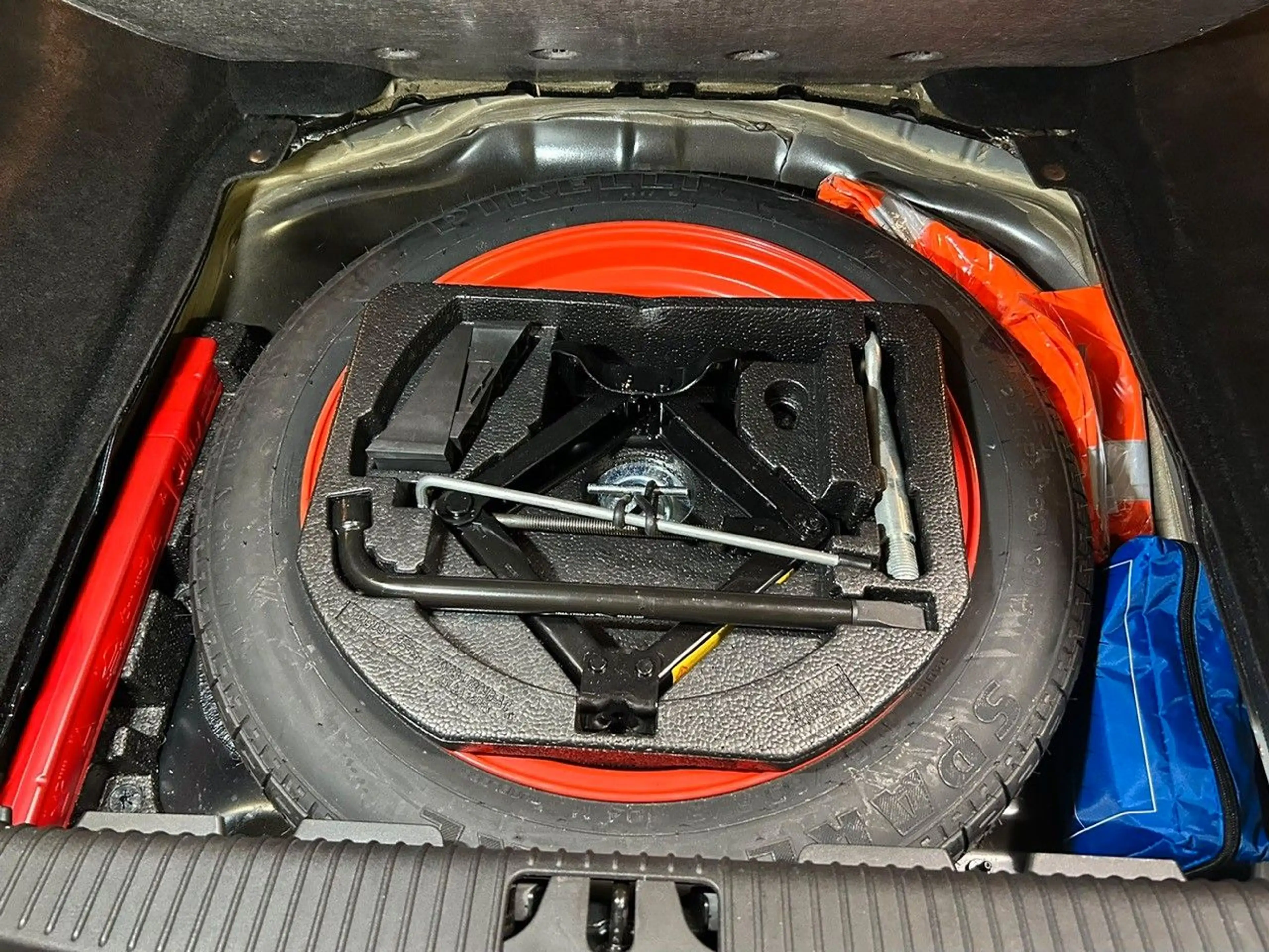 Jaguar XK V8 Coupé deutsch 2Hand 78tkm Scheckheft — photo 13