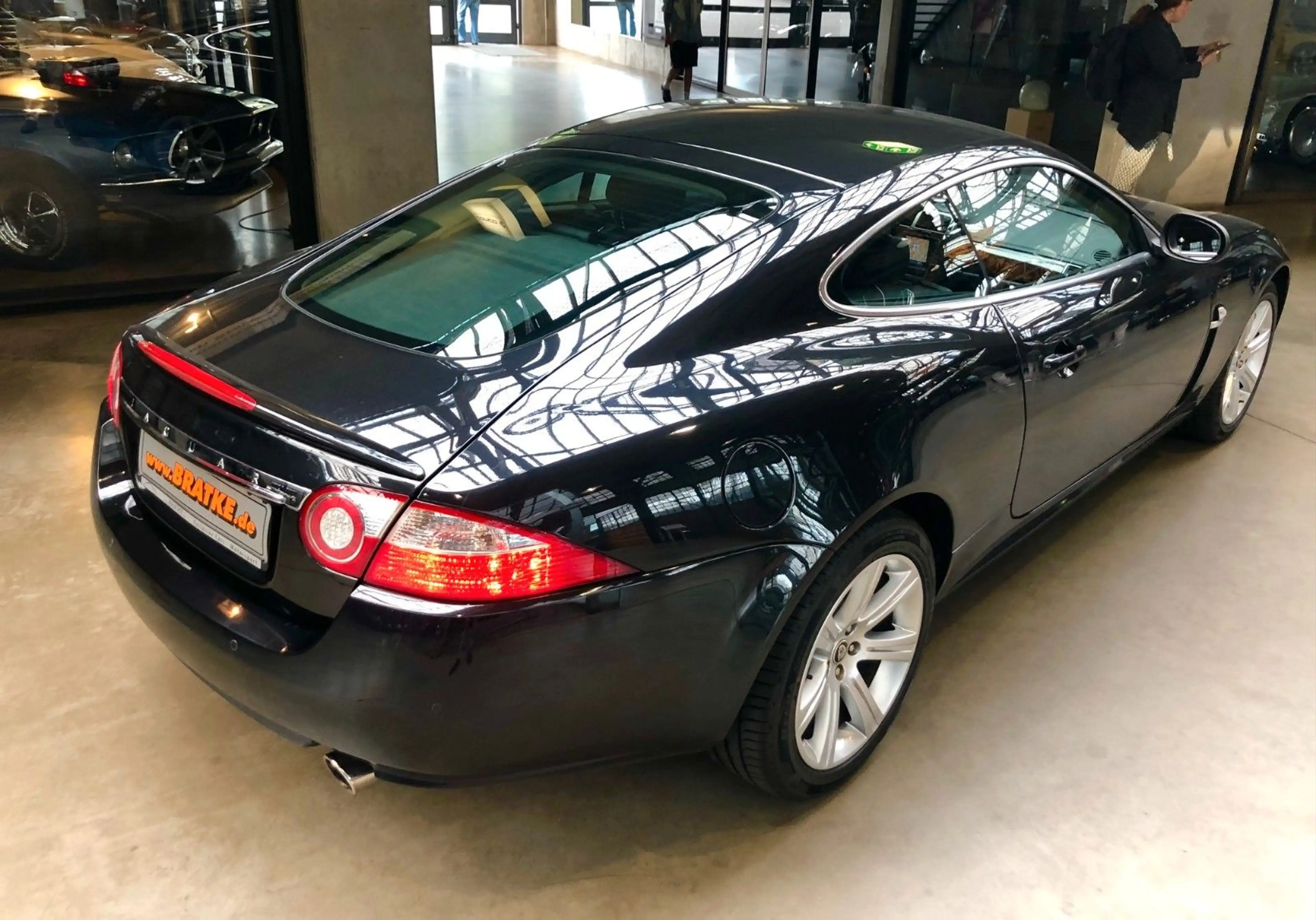 Jaguar XK V8 Coupé deutsch 2Hand 78tkm Scheckheft — photo 4
