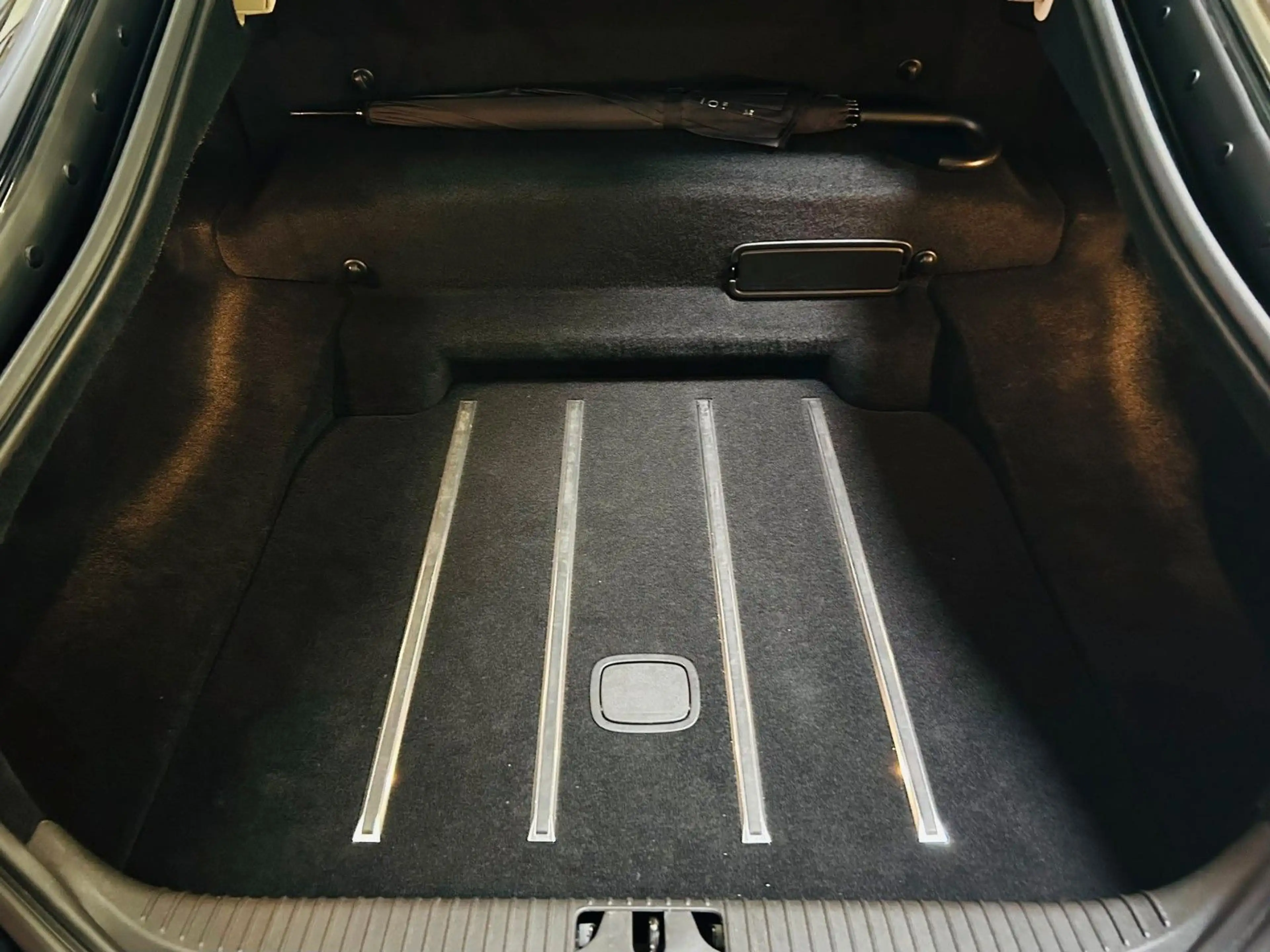 Jaguar XK V8 Coupé deutsch 2Hand 78tkm Scheckheft — photo 12