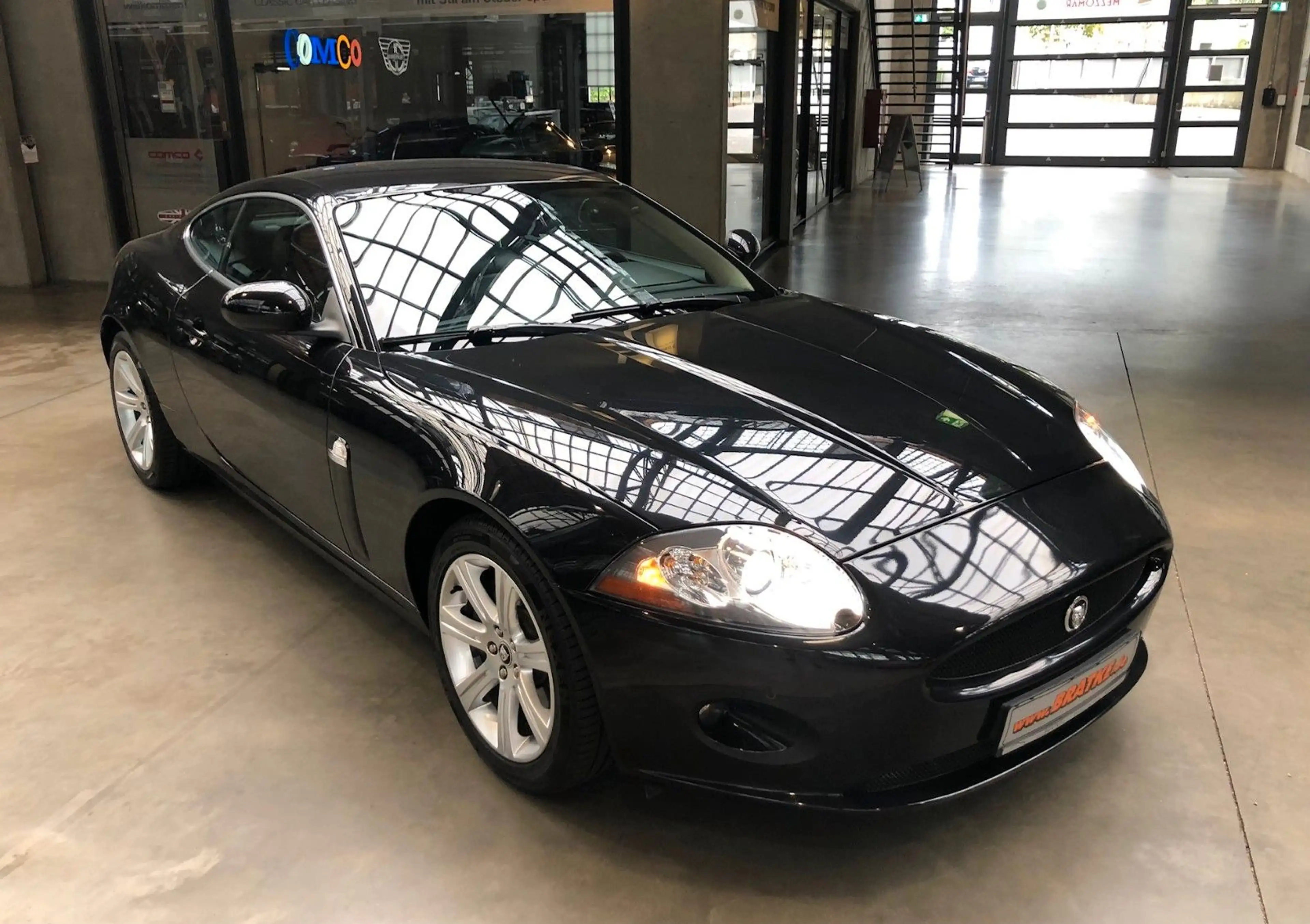 Jaguar XK V8 Coupé deutsch 2Hand 78tkm Scheckheft — photo 6