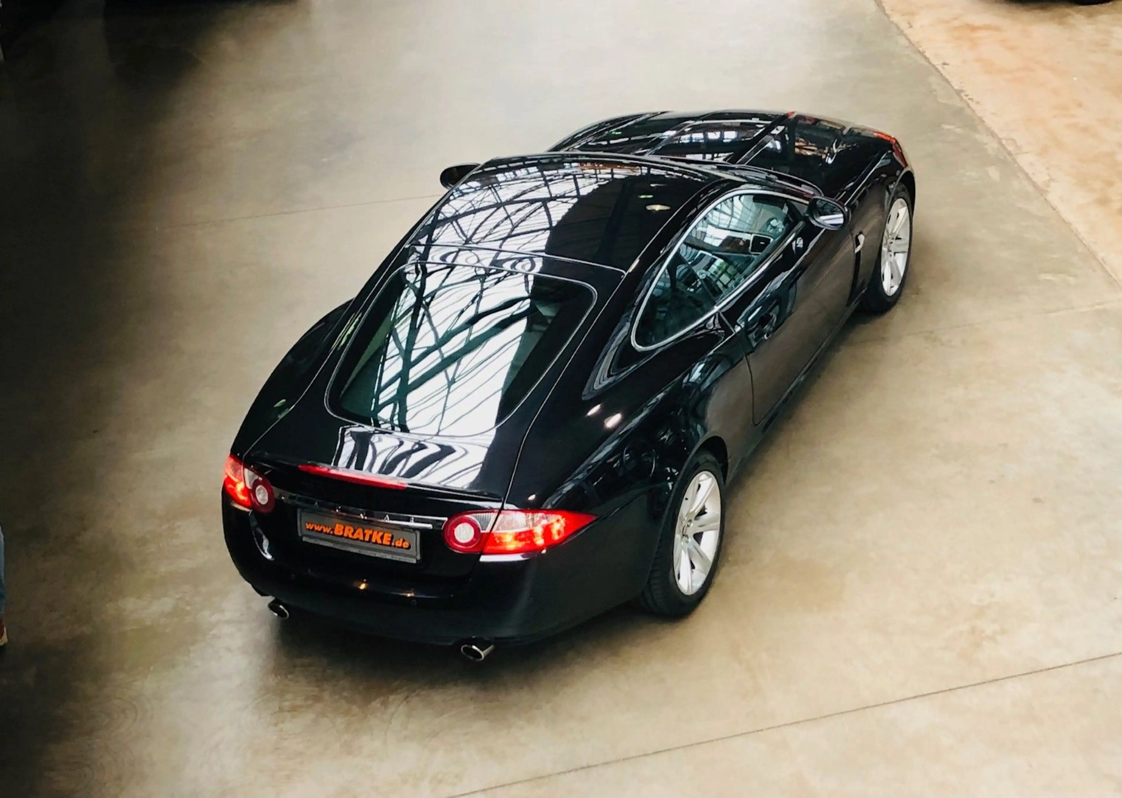 Jaguar XK V8 Coupé deutsch 2Hand 78tkm Scheckheft — photo 2