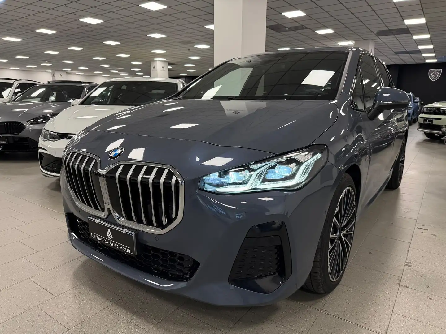 BMW 218 218d Active Tourer Msport auto Grigio - 2