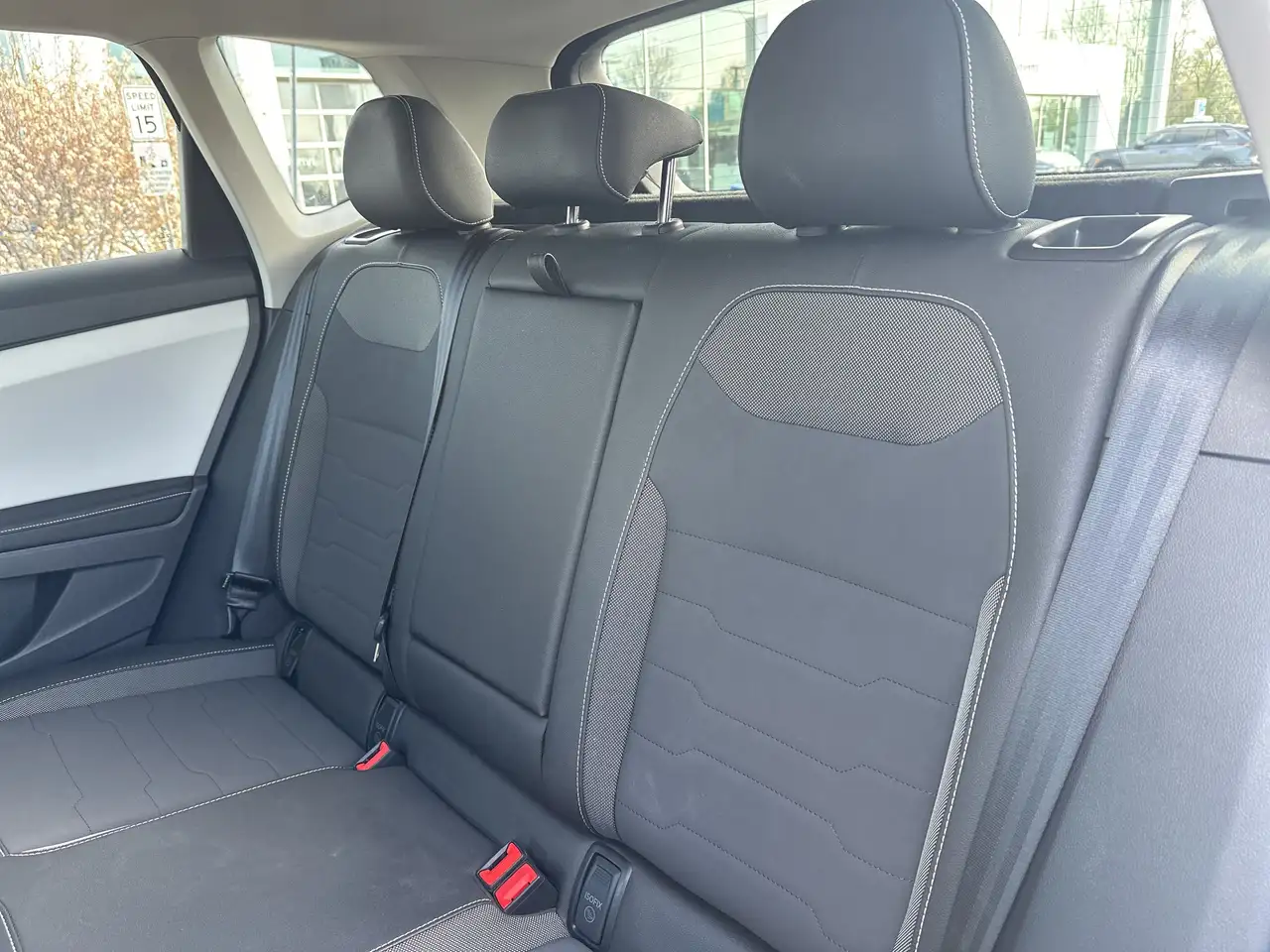Volkswagen Taos снимка Volkswagen Taos