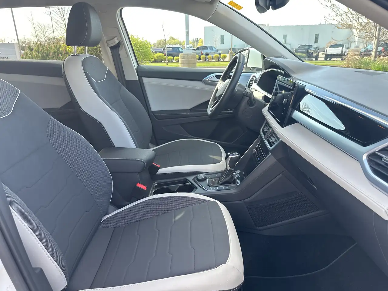 Volkswagen Taos снимка Volkswagen Taos