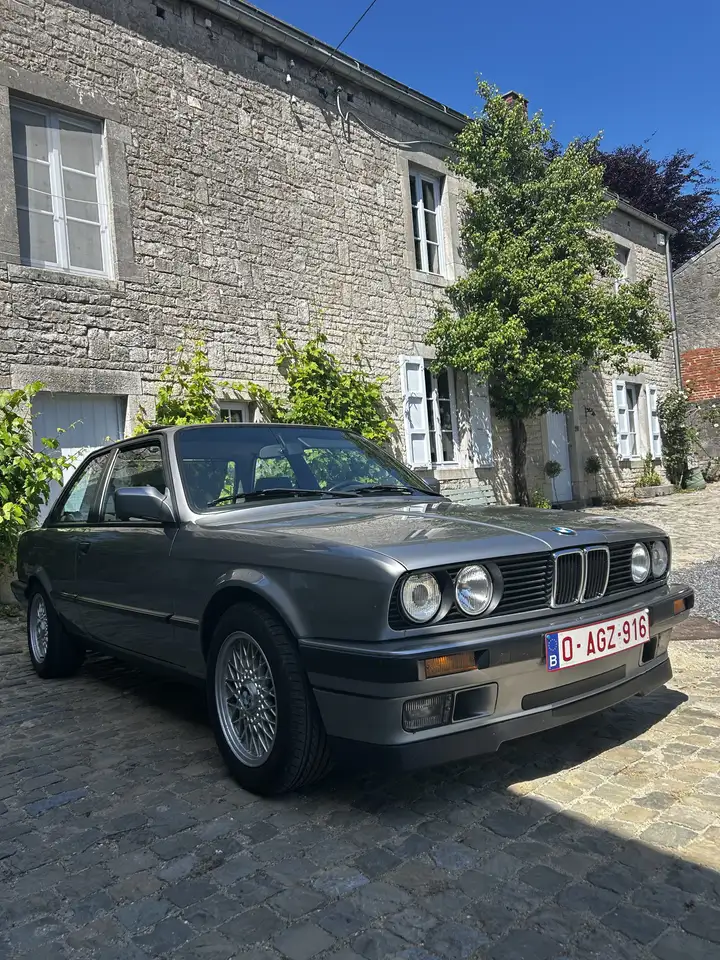 BMW 320 e30, foto 4