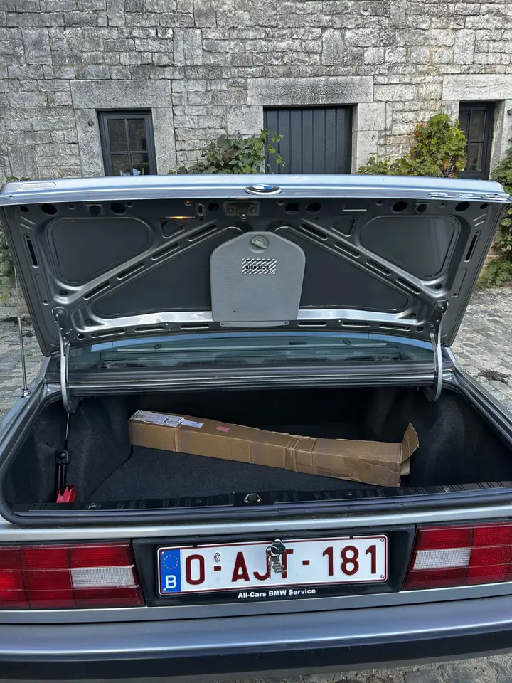 BMW 320 e30, foto 12