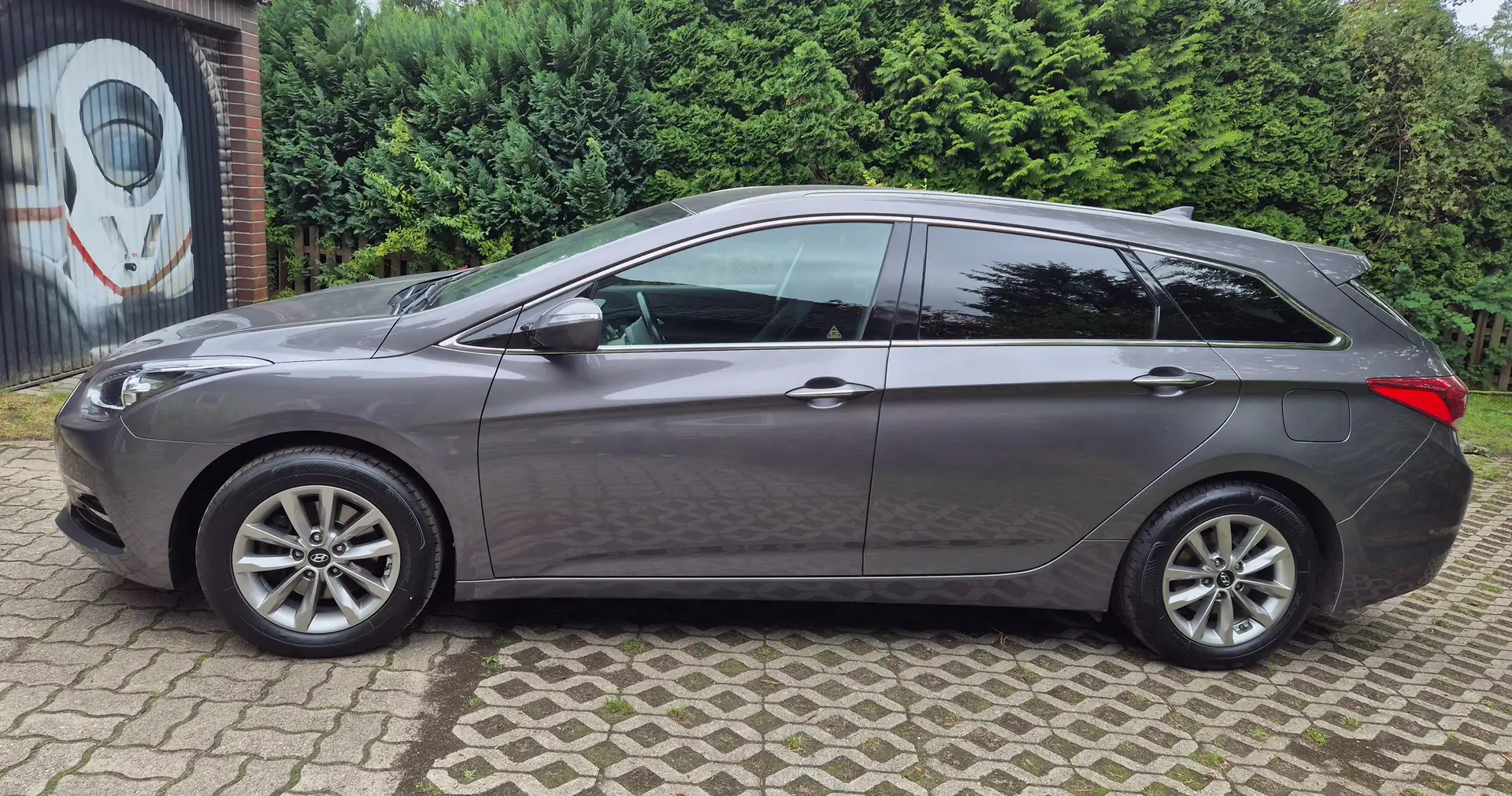 Hyundai i40 i40 Kombi blue 1.6 CRDi Space Grau - 1