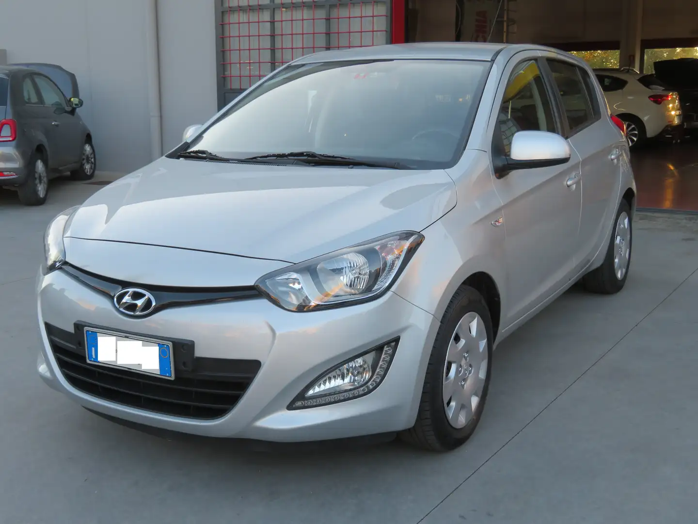 Hyundai i20 i20 I 2012 5p 1.2 Classic Argento - 1