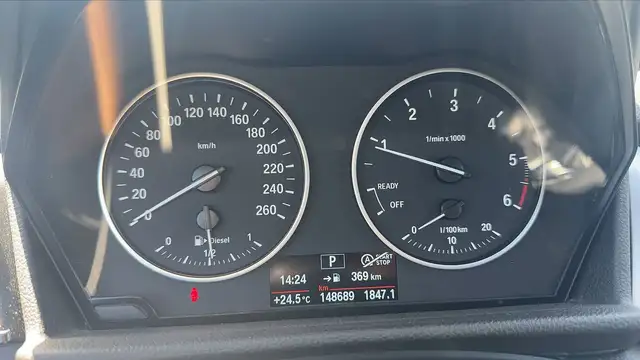 BMW 2 Series view 12