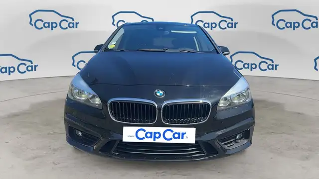 BMW 2 Series view 5