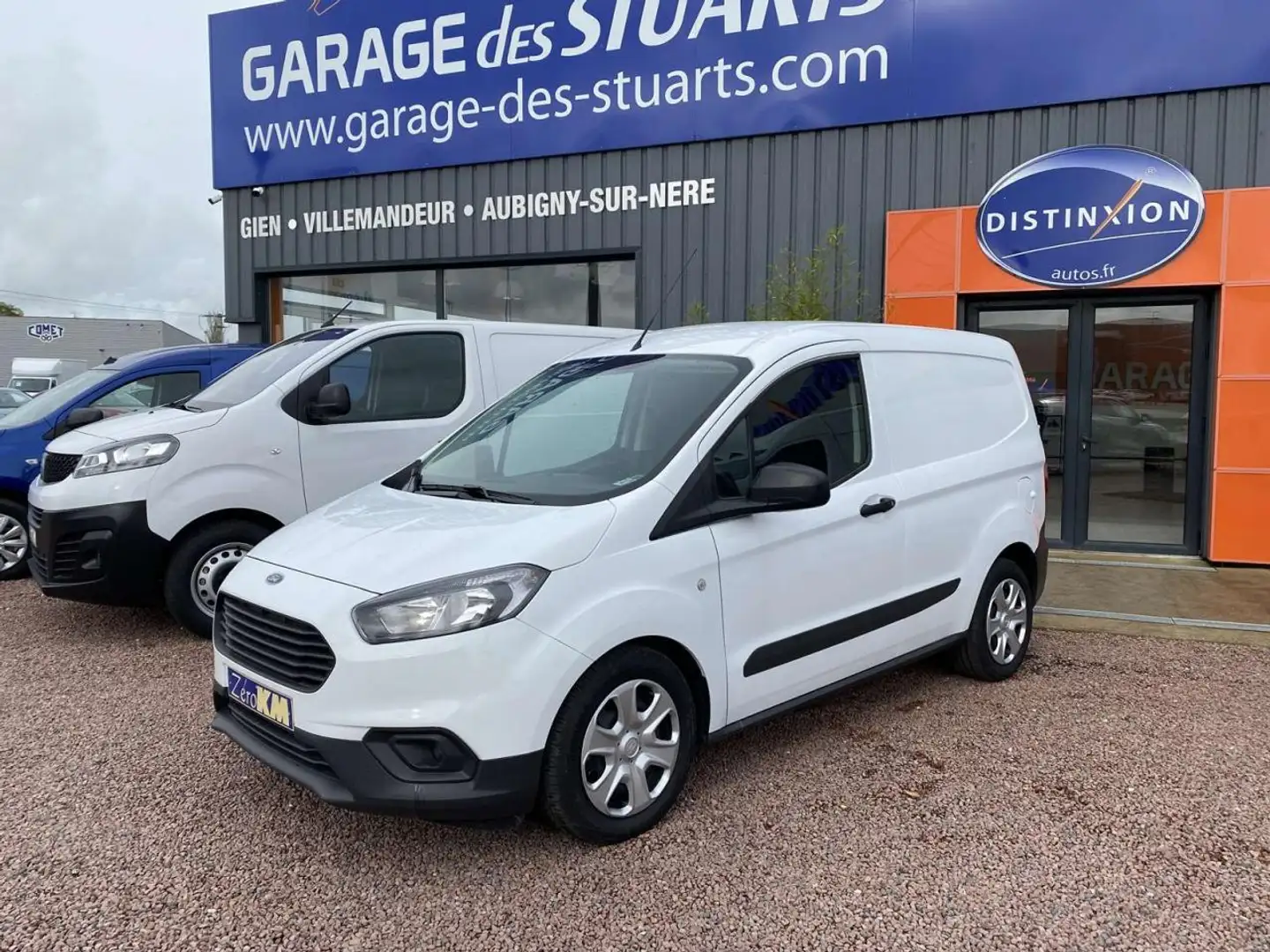 Ford Transit Courier 1.5 TDCi - 100 S\u0026S FOURGON Trend ( 294e ht /m White - 1