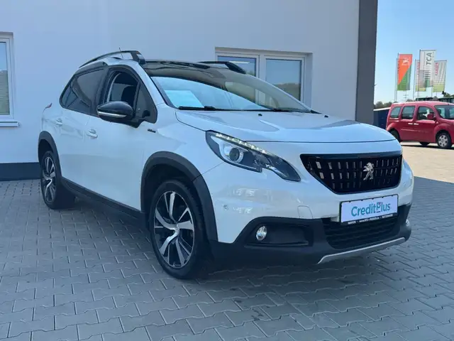 Peugeot 2008 view 2