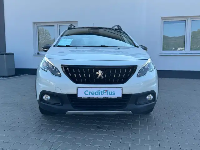 Peugeot 2008 view 4