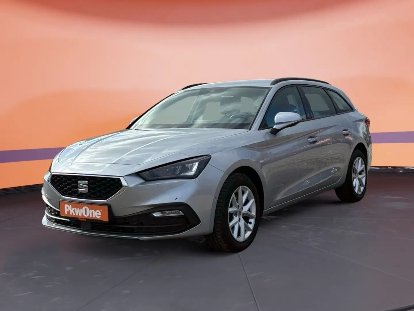 SEAT Leon Sportstourer 2.0 TDI DSG STYLE *NAVI *PARKL Argent - 1