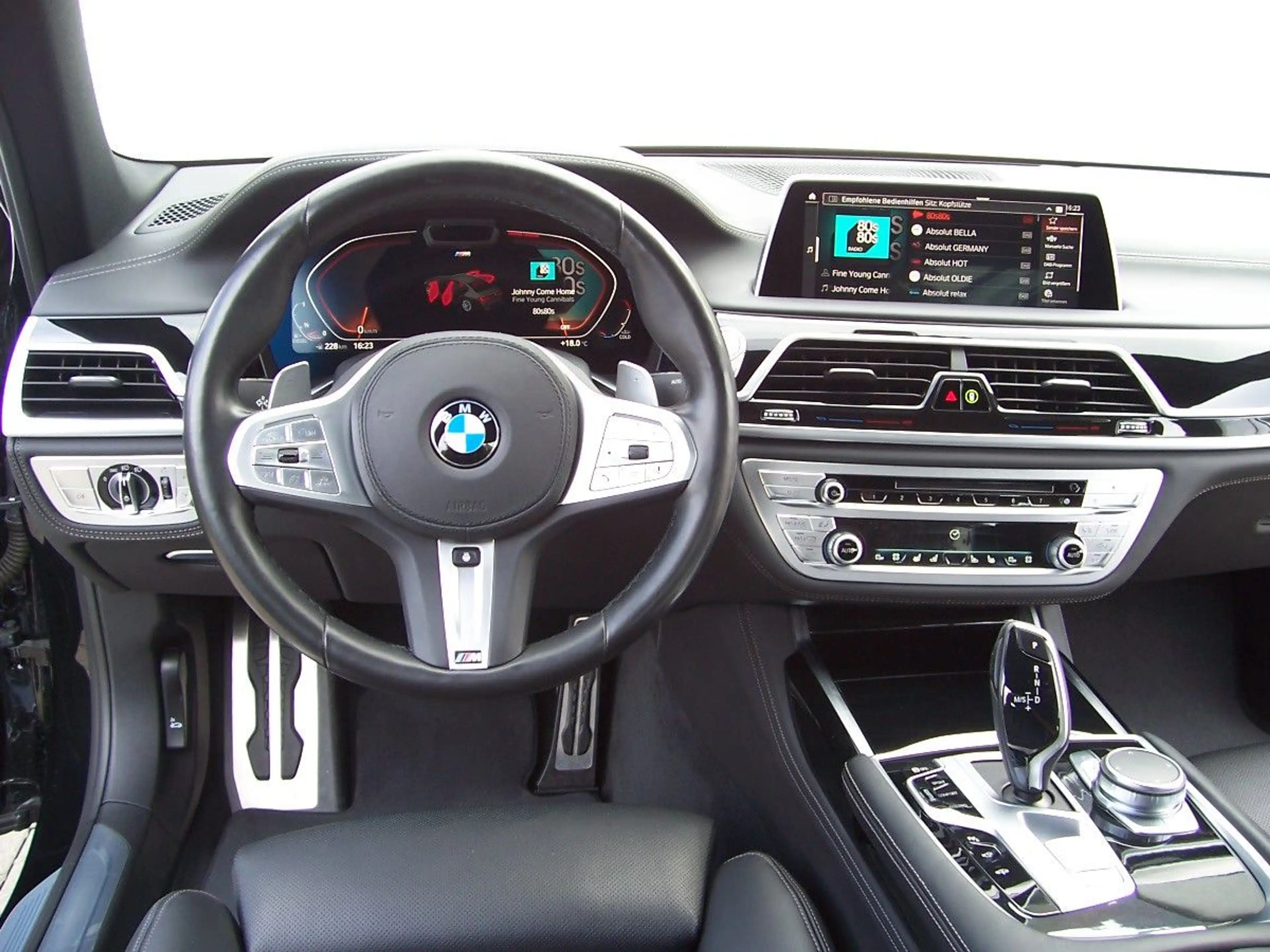 BMW 750 d xDrive M Sportpaket Soft/F-Parken/H&K/Laser — photo 10