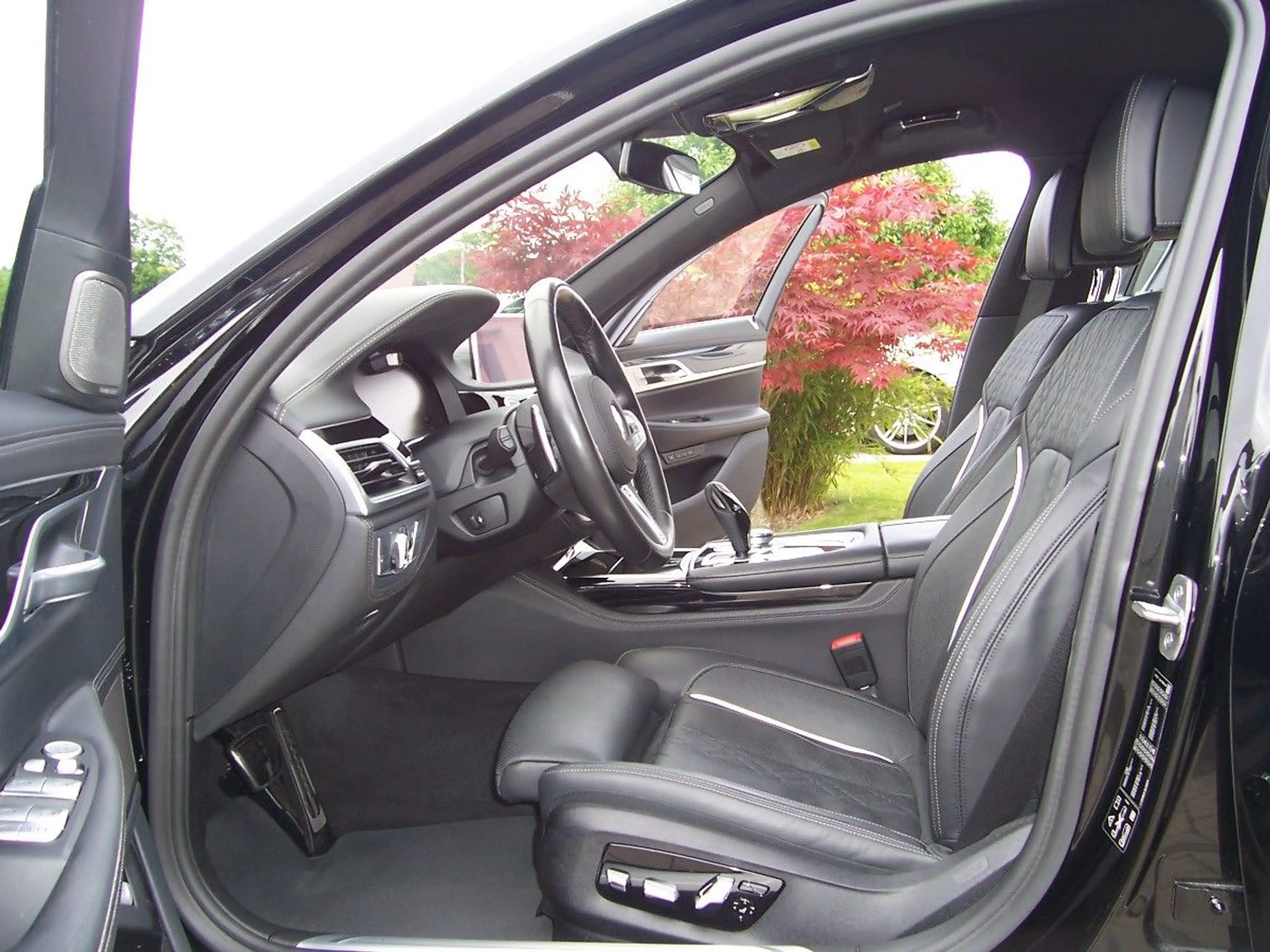 BMW 750 d xDrive M Sportpaket Soft/F-Parken/H&K/Laser — photo 6