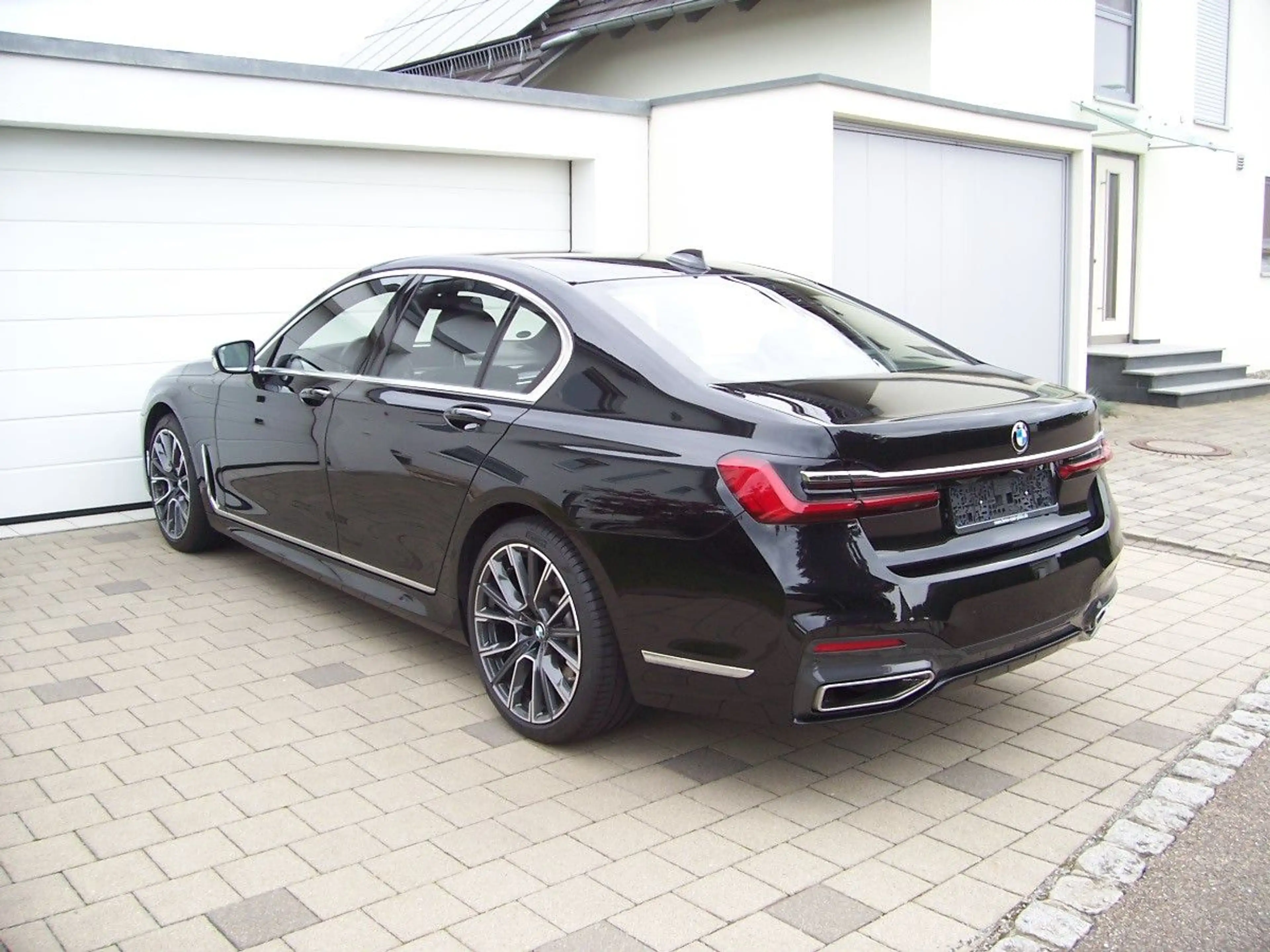 BMW 750 d xDrive M Sportpaket Soft/F-Parken/H&K/Laser — photo 3