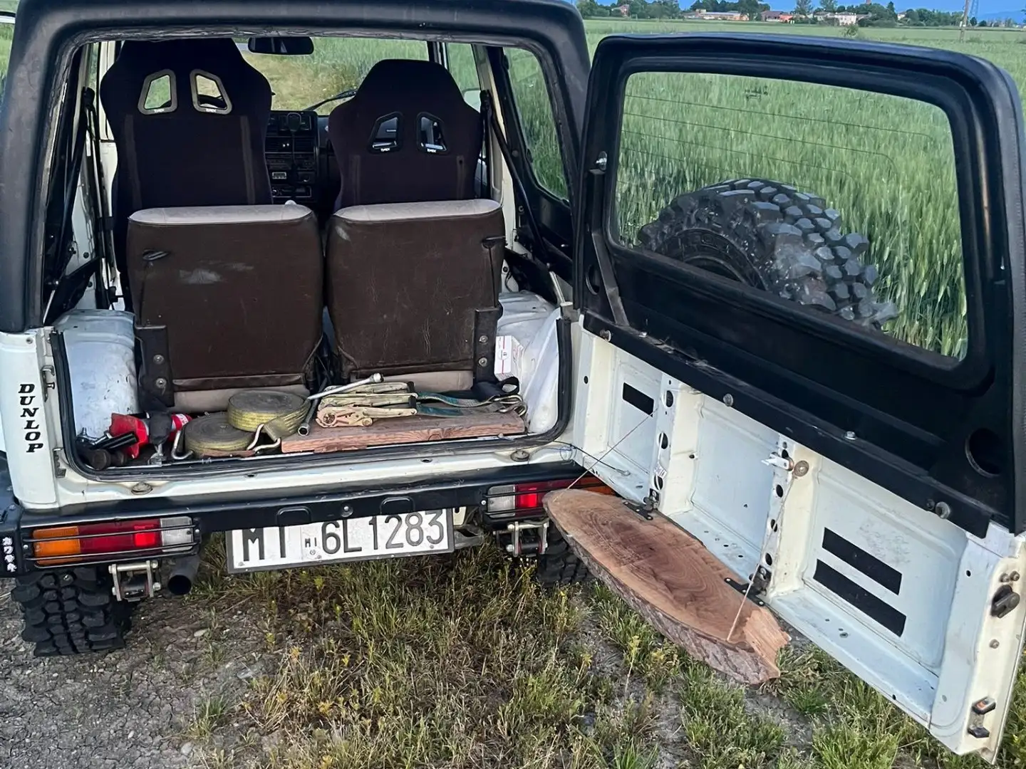 Suzuki SJ Samurai - 2