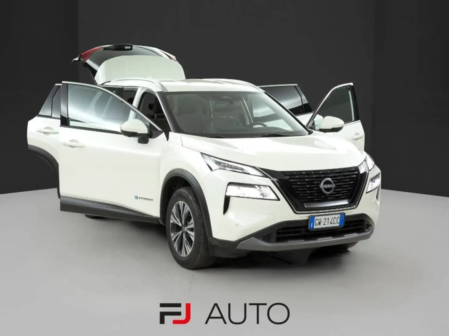 Nissan X-Trail 1.5 e-Power N-Connecta e-4orce 4WD 214cv 7posti Bianco - 2