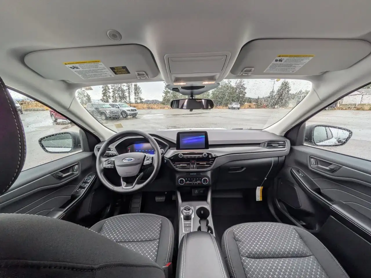 Ford Escape снимка Ford Escape