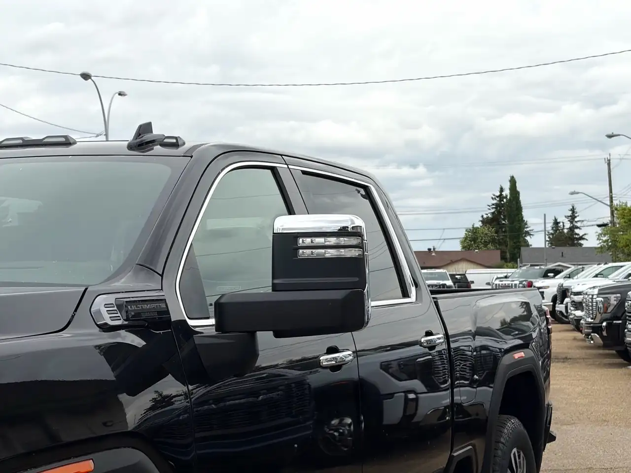 GMC Sierra 3500HD снимка GMC Sierra 3500HD