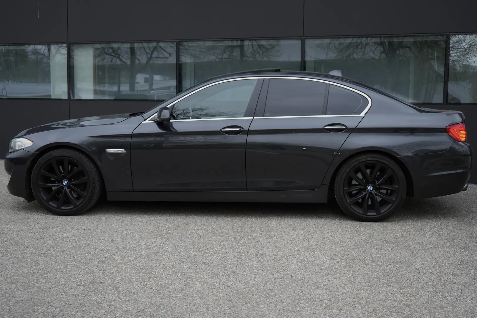 BMW 535 Nachtsicht,Abstandstempomat,Schiebedach, Fast voll - 2