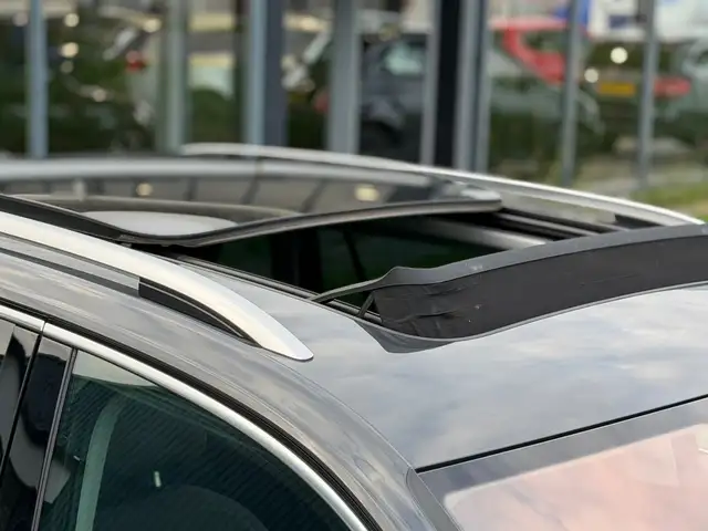Volkswagen Tiguan view 10