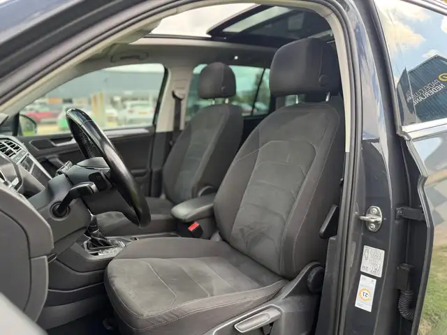 Volkswagen Tiguan view 11