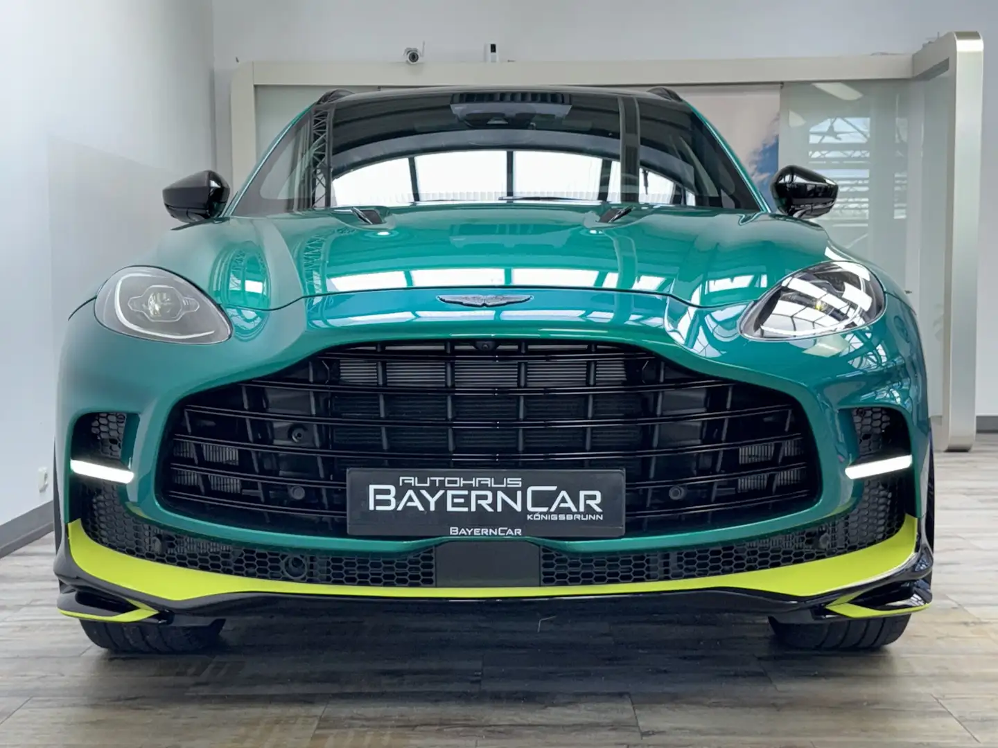 Aston Martin DBX 707 Q AMR Edition 23Zoll AM Wings UPE305 Grün - 2