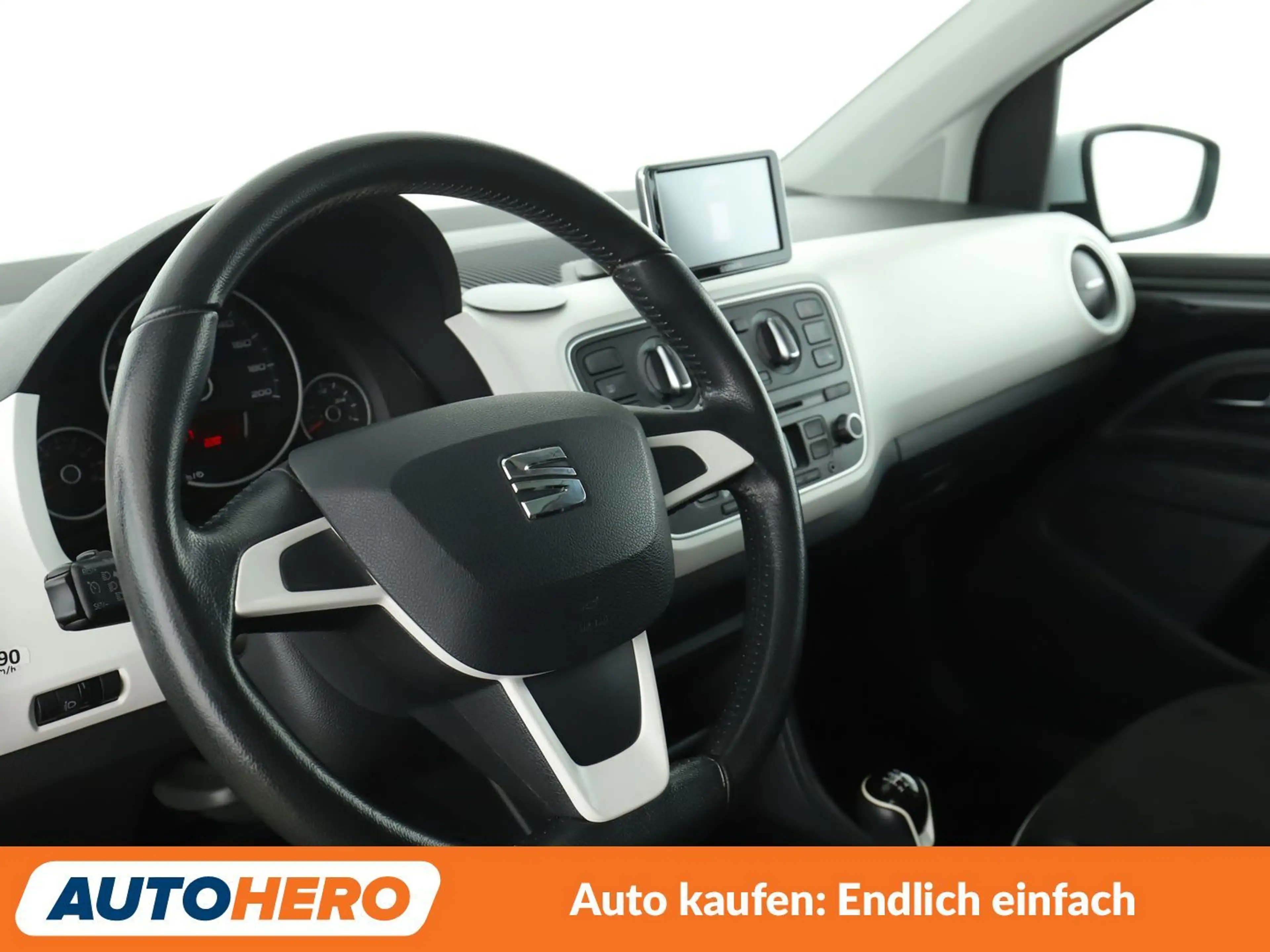SEAT Mii 1.0 Chic *NAVI*TEMPO*PDC*SHZ*KLIMA* — photo 11