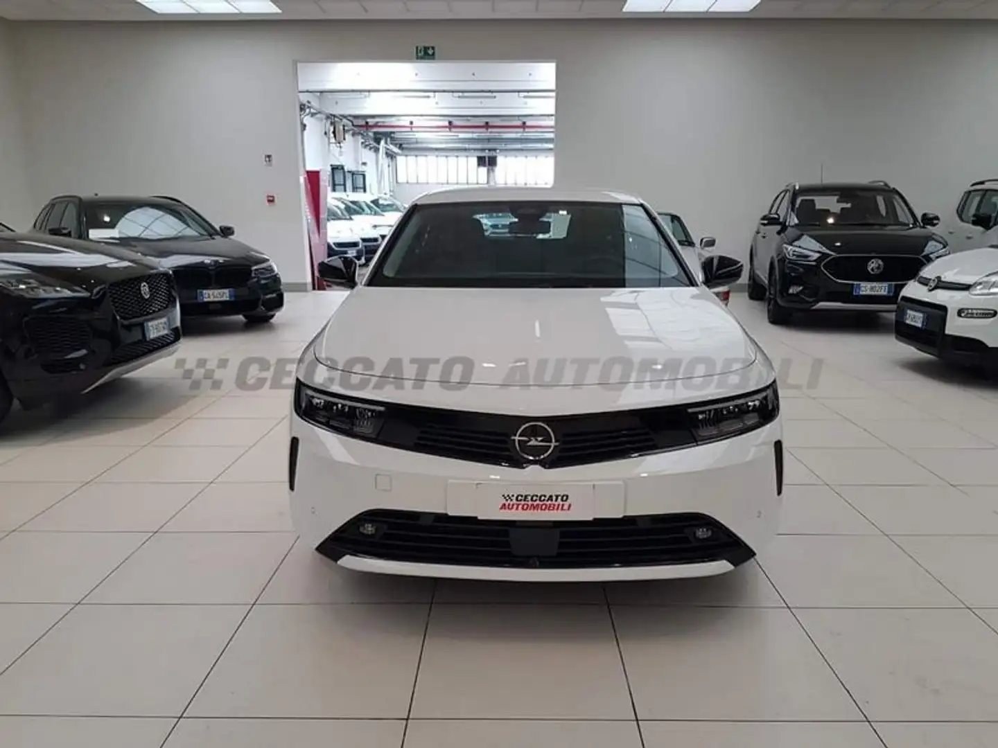 Opel Astra Nuova Sports Tourer 1.5 Edition s&s 130cv at8 Argento - 2