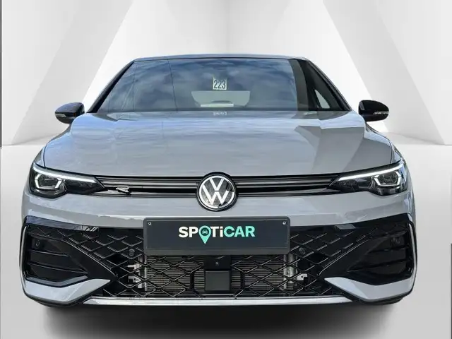 Volkswagen Golf view 4