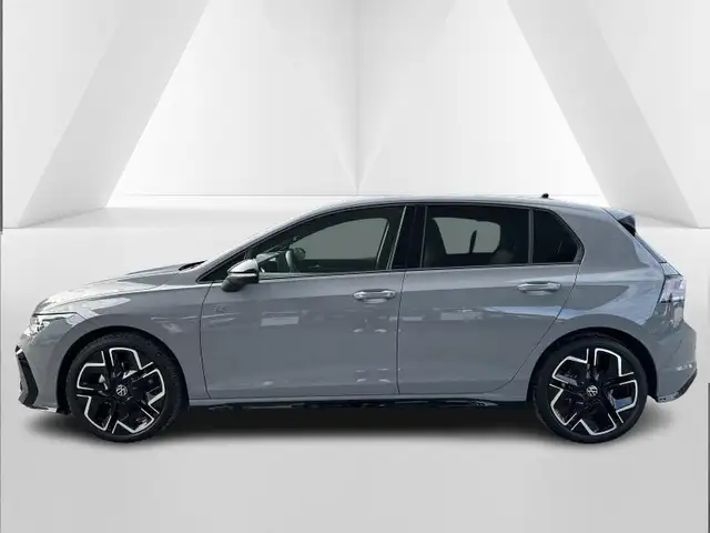 Volkswagen Golf view 6