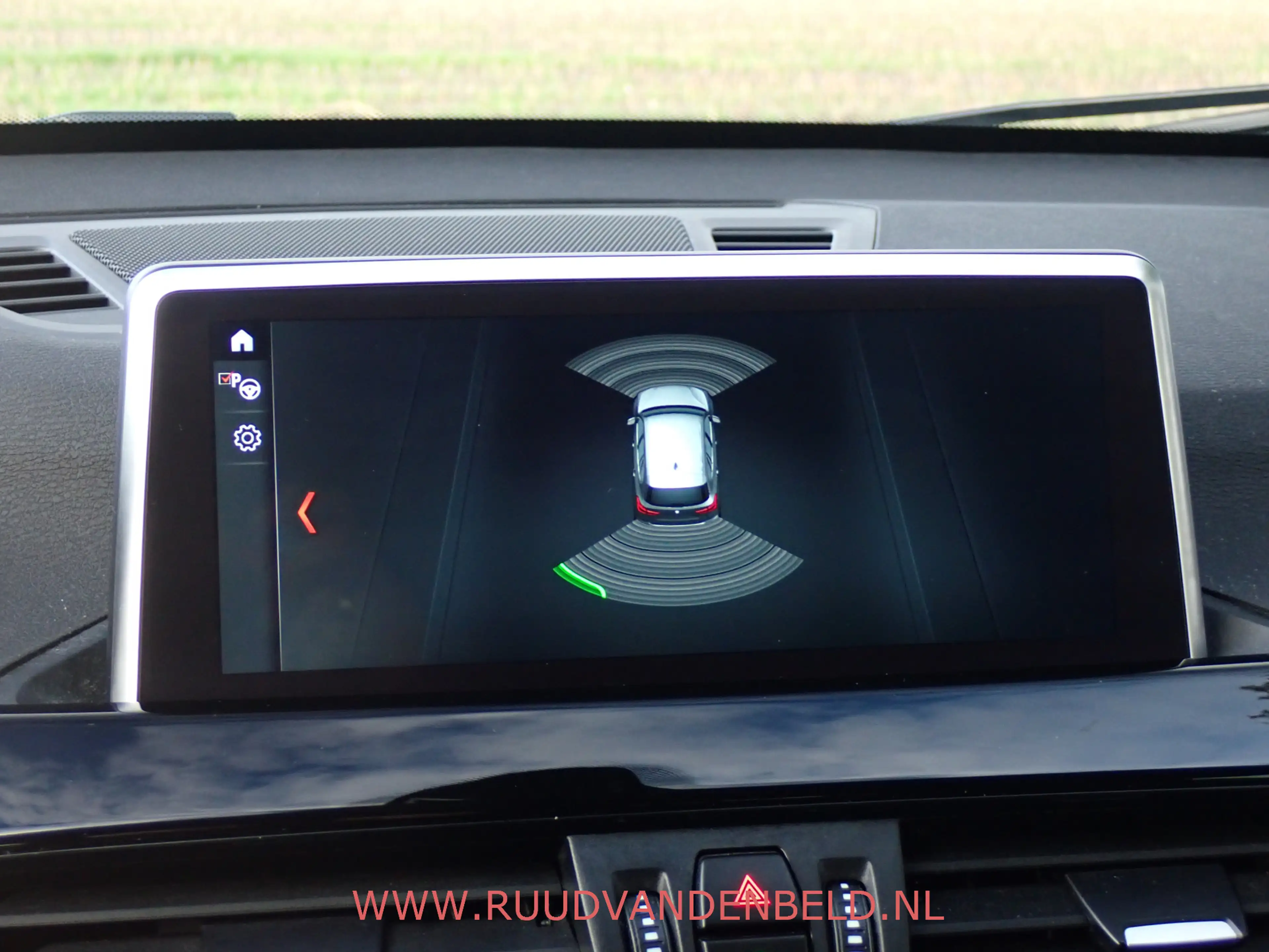 BMW X1 1.8i SPORTLINE CARPLAY / HEADUP / 18'' / SPORTSTOE — photo 15