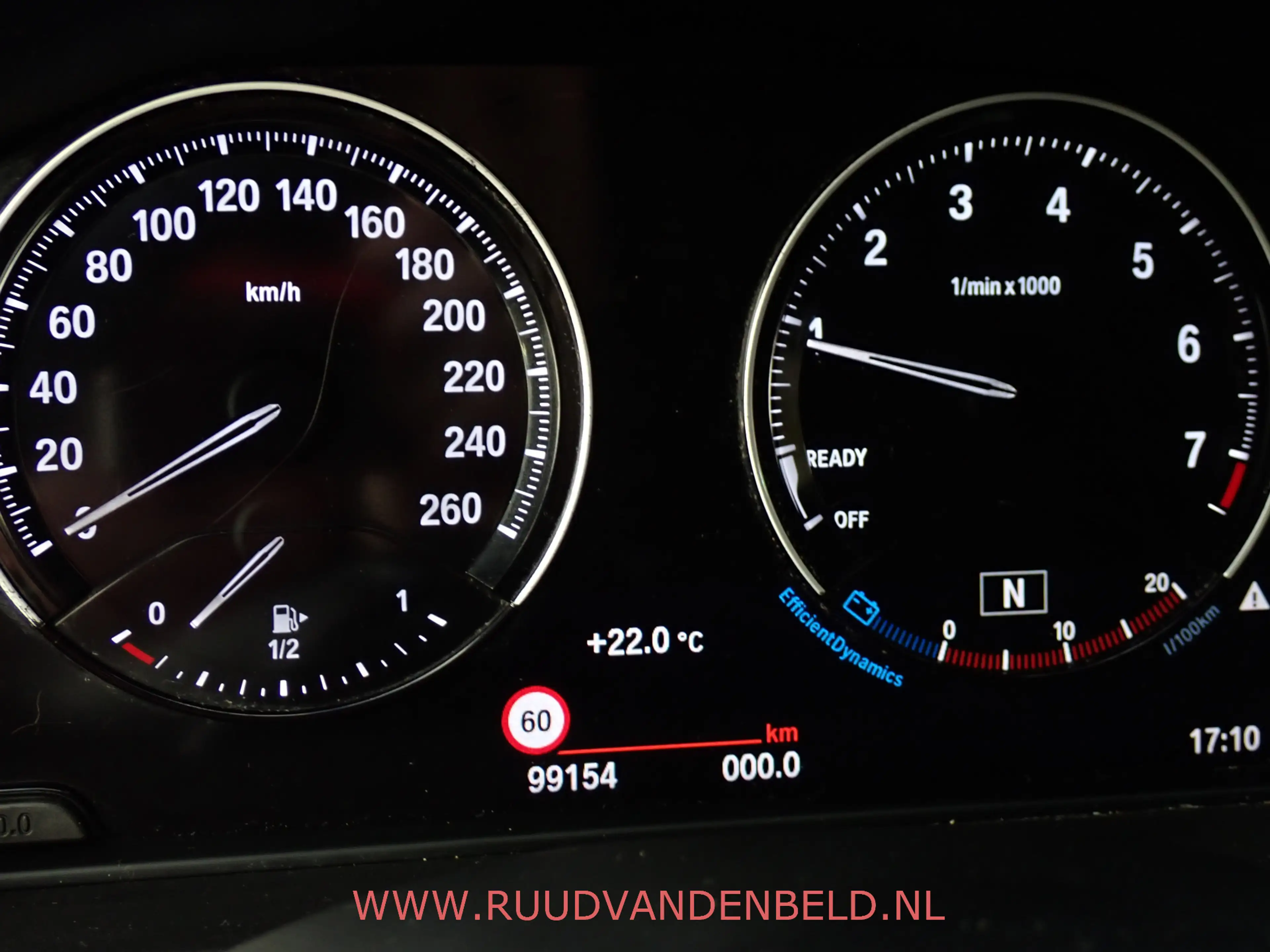 BMW X1 1.8i SPORTLINE CARPLAY / HEADUP / 18'' / SPORTSTOE — photo 23