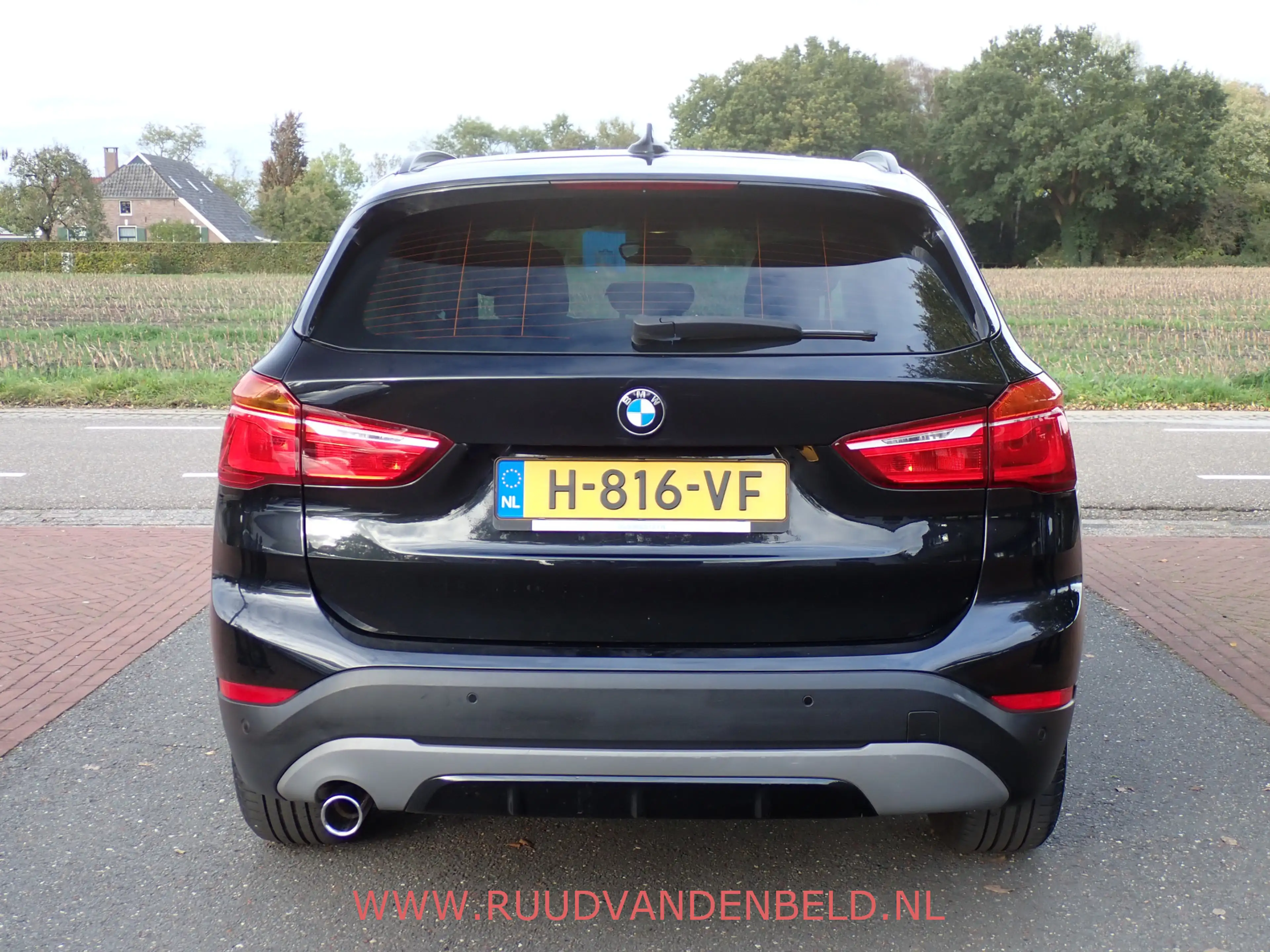 BMW X1 1.8i SPORTLINE CARPLAY / HEADUP / 18'' / SPORTSTOE — photo 32
