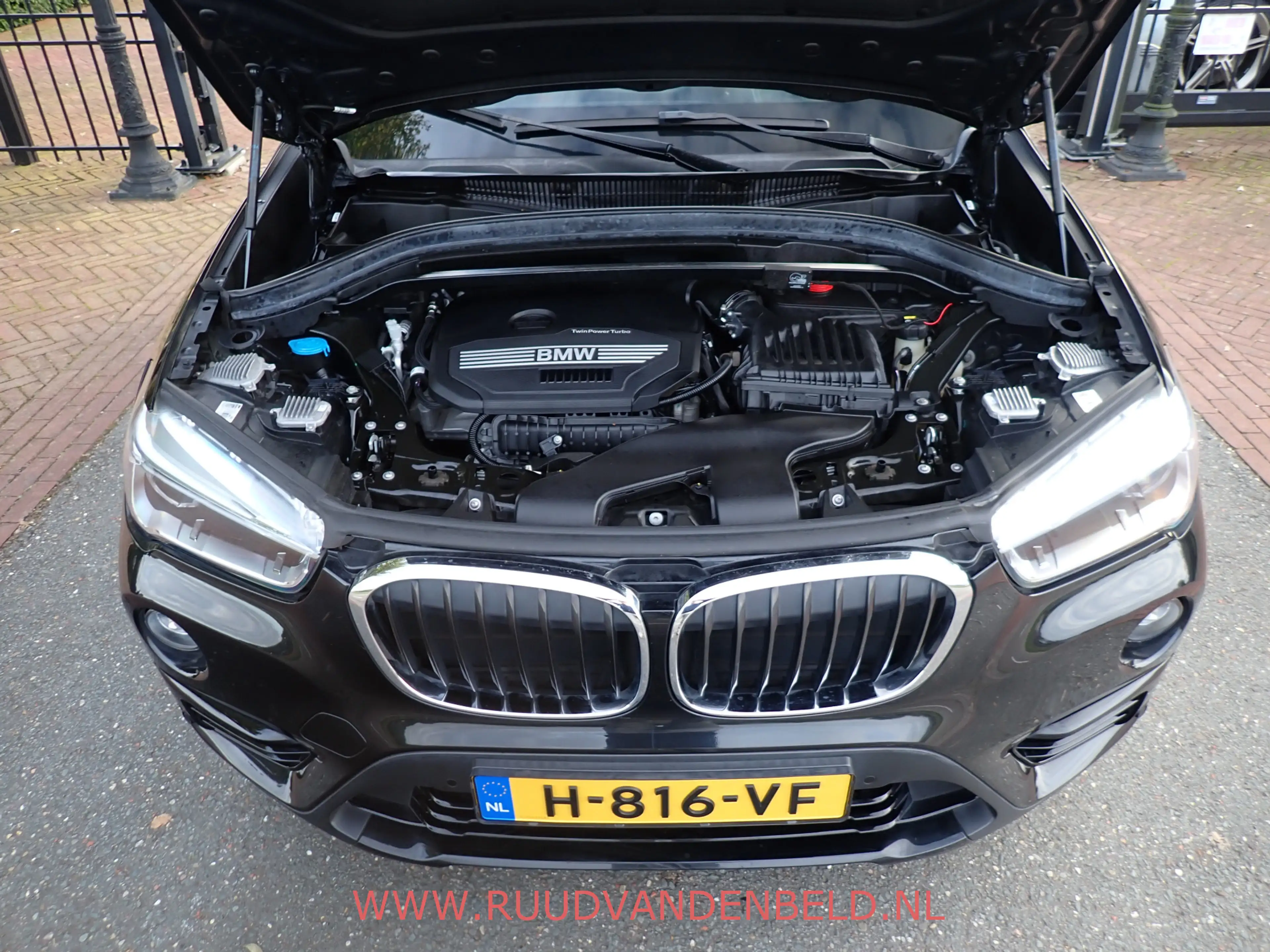 BMW X1 1.8i SPORTLINE CARPLAY / HEADUP / 18'' / SPORTSTOE — photo 36