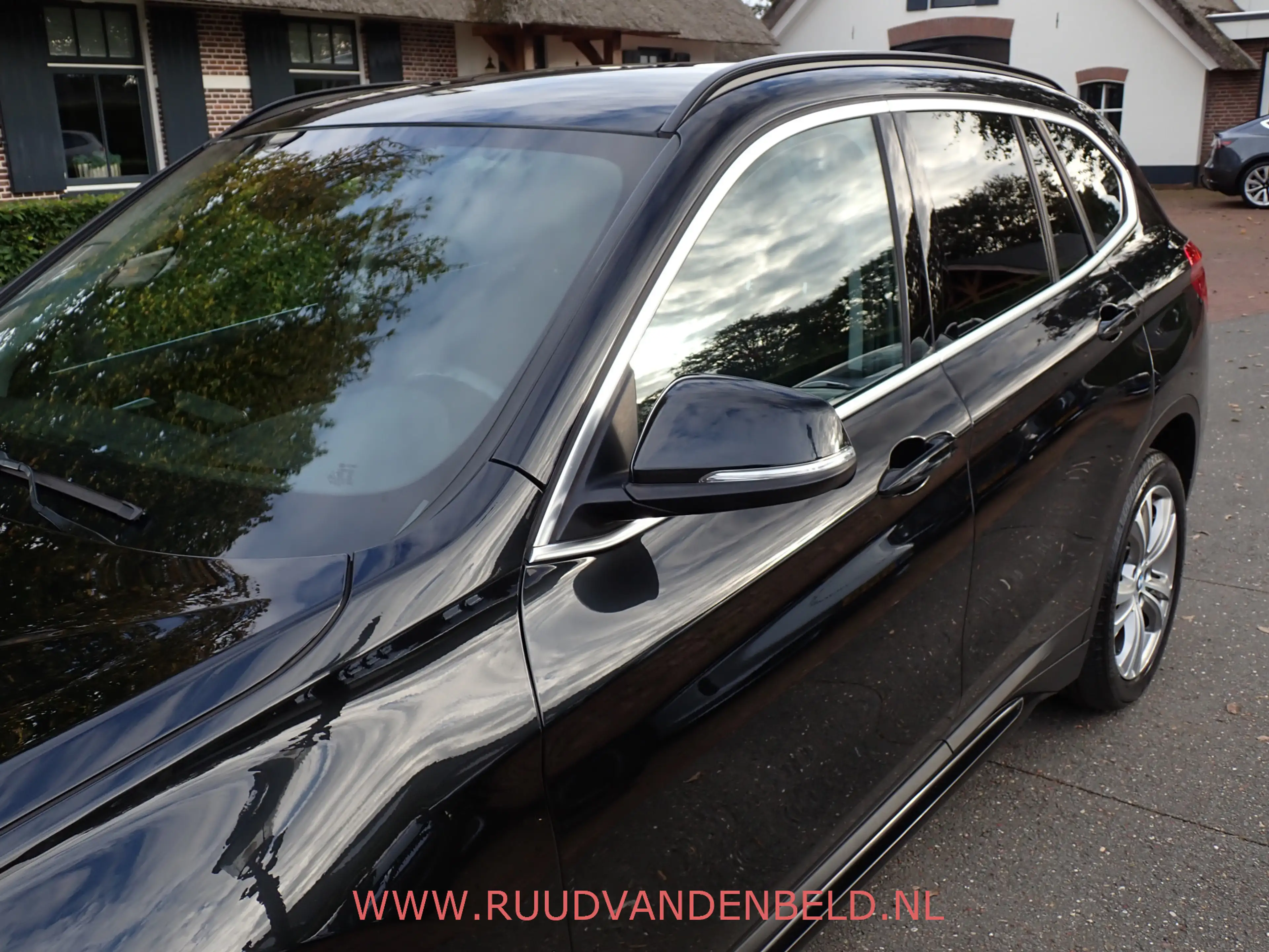 BMW X1 1.8i SPORTLINE CARPLAY / HEADUP / 18'' / SPORTSTOE — photo 30
