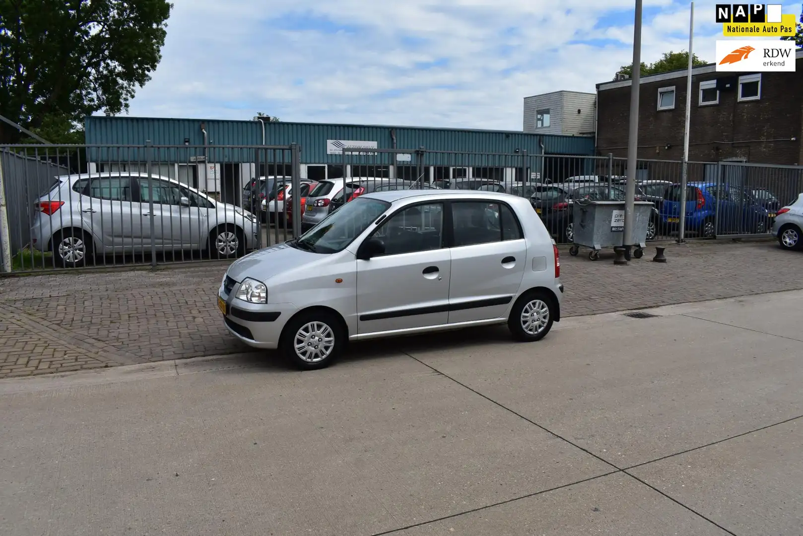 Hyundai Atos 1.1i Active Young Grijs - 1